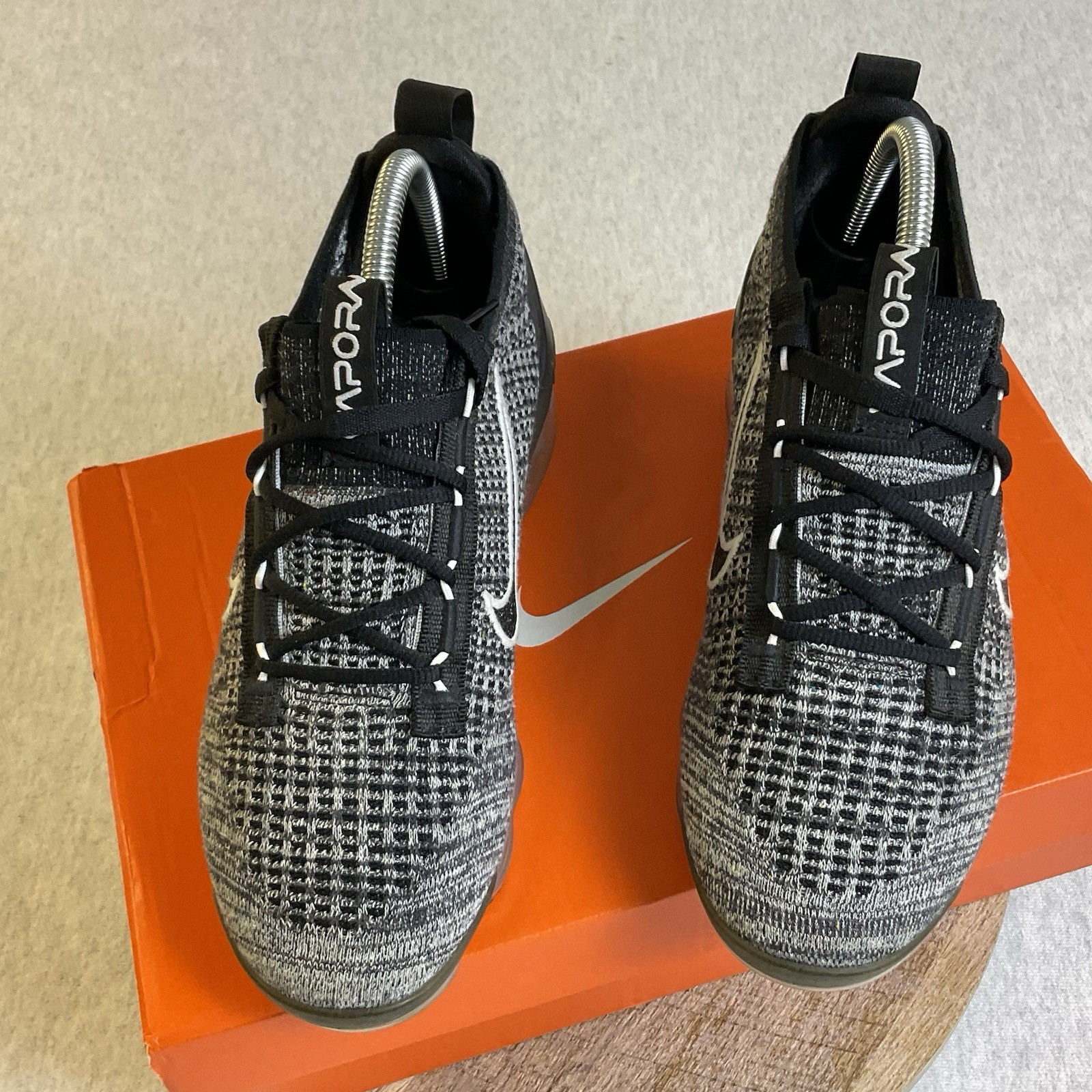 Nike Air Vapormax Sneakers Women’s 7.5 FlyKnit Running Sports Classic DH4088-003