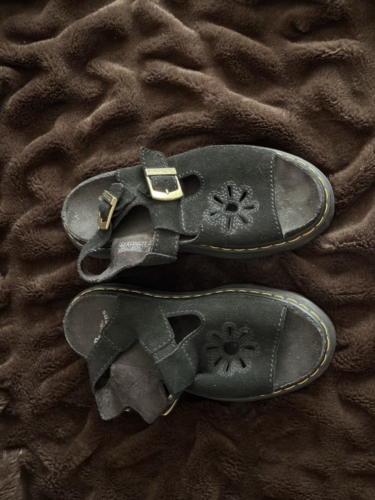 Dr Marten Black Suede Dunnet Flower Sandals Size 8 Women’s. Barely used