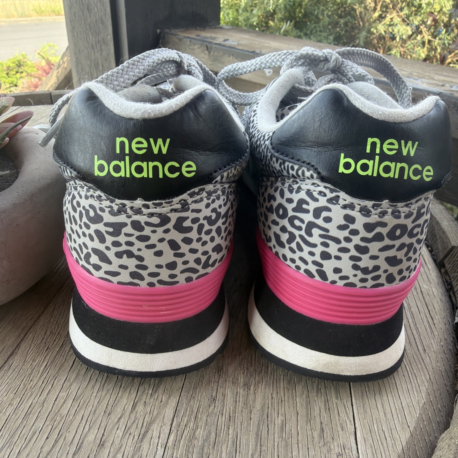 New Balance White/Grey/Black/Neon Pink Green Cheetah WL515AN3 Women Size 8 Retro