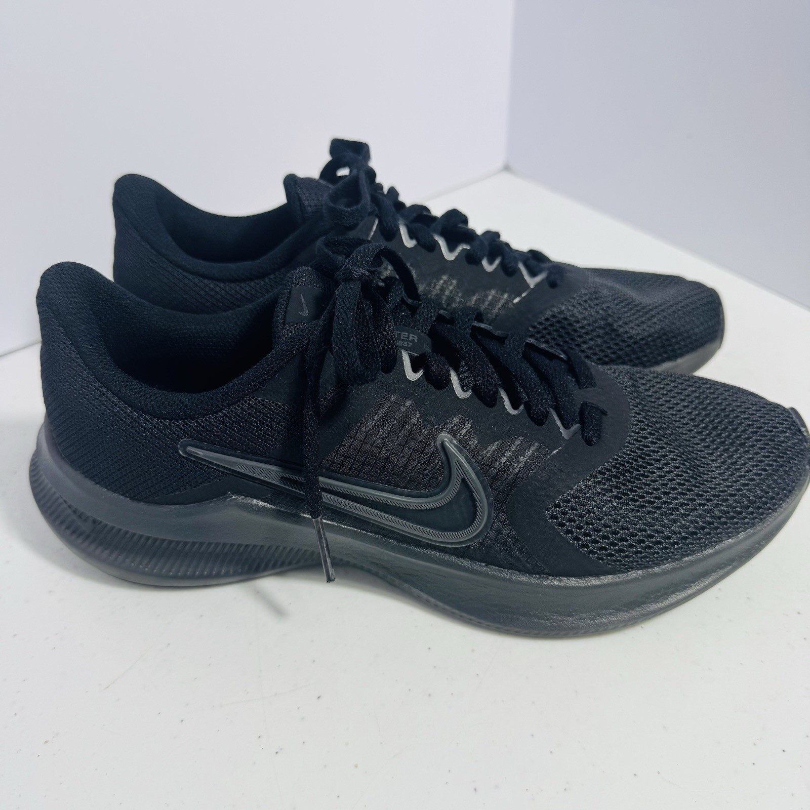 Nike Downshifter 11 Womens Size 8.5 Triple Black Walking Running Shoes Sneakers