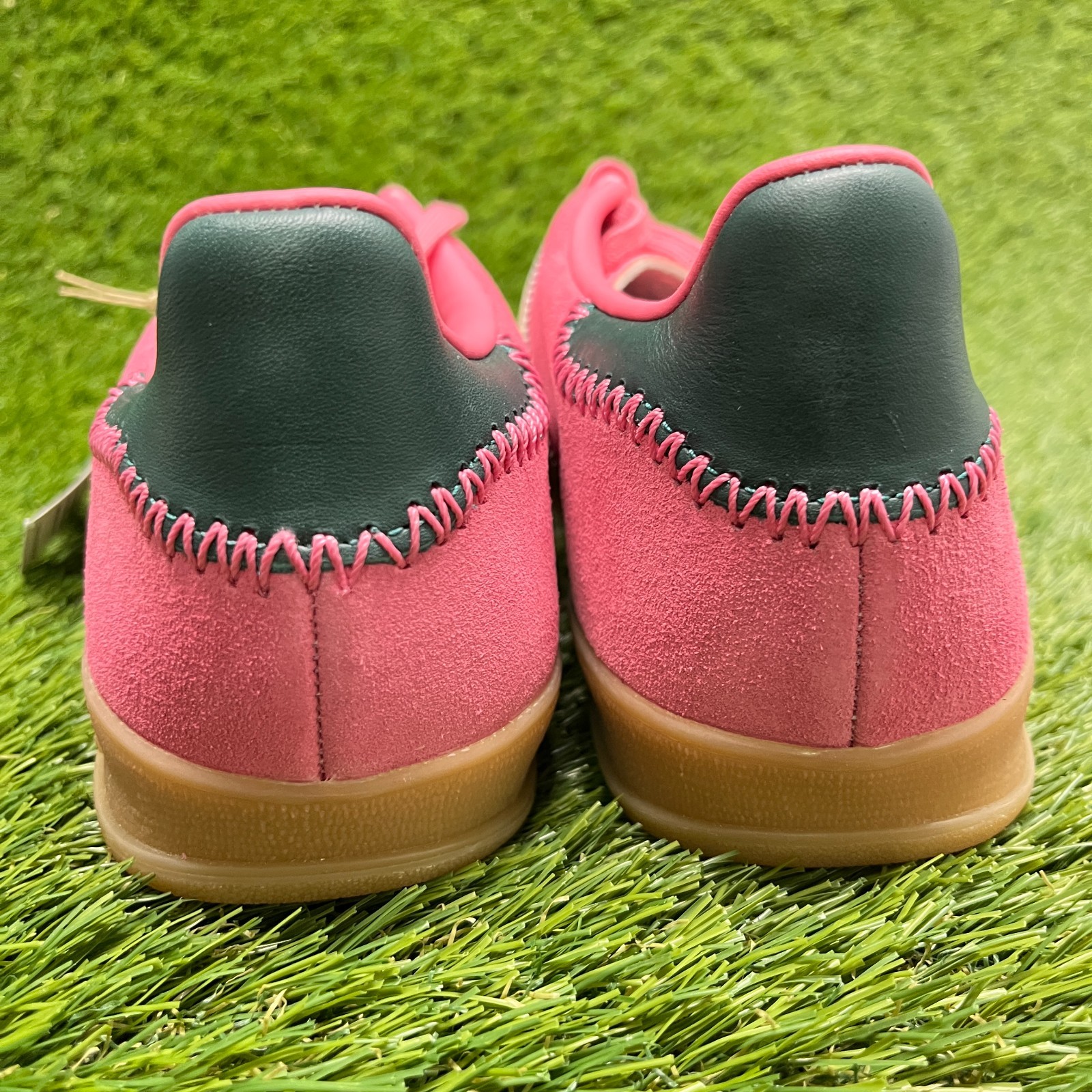 Adidas Gazelle Indoor Womens Size 8 Pink White Athletic Walking Shoes Sneakers