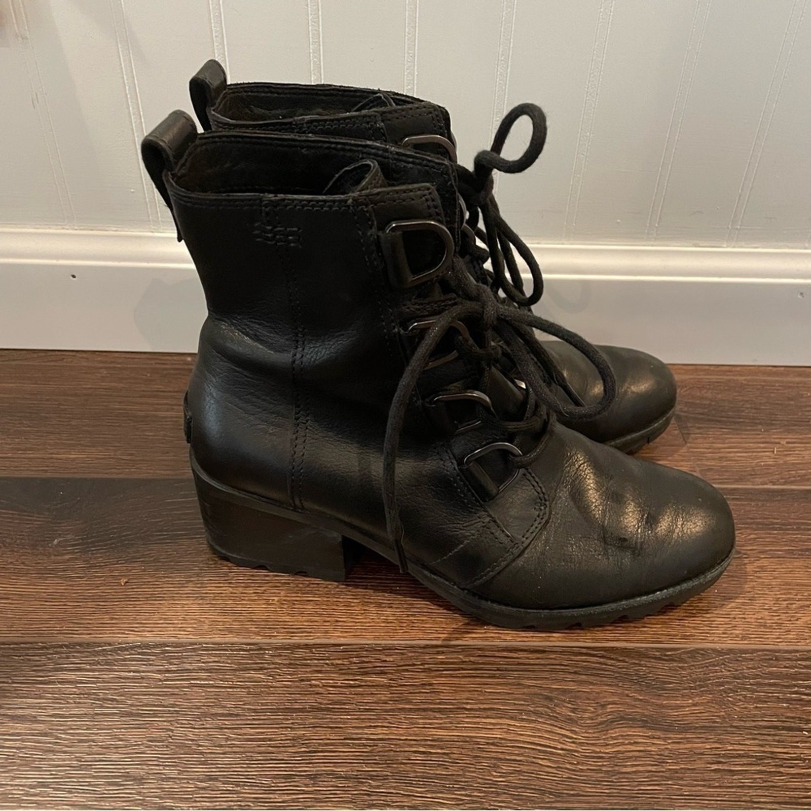 Sorel Cate Lace Up Lug Sole Moto Boots Biker Motorcycle Goth Punk in Black 8.5
