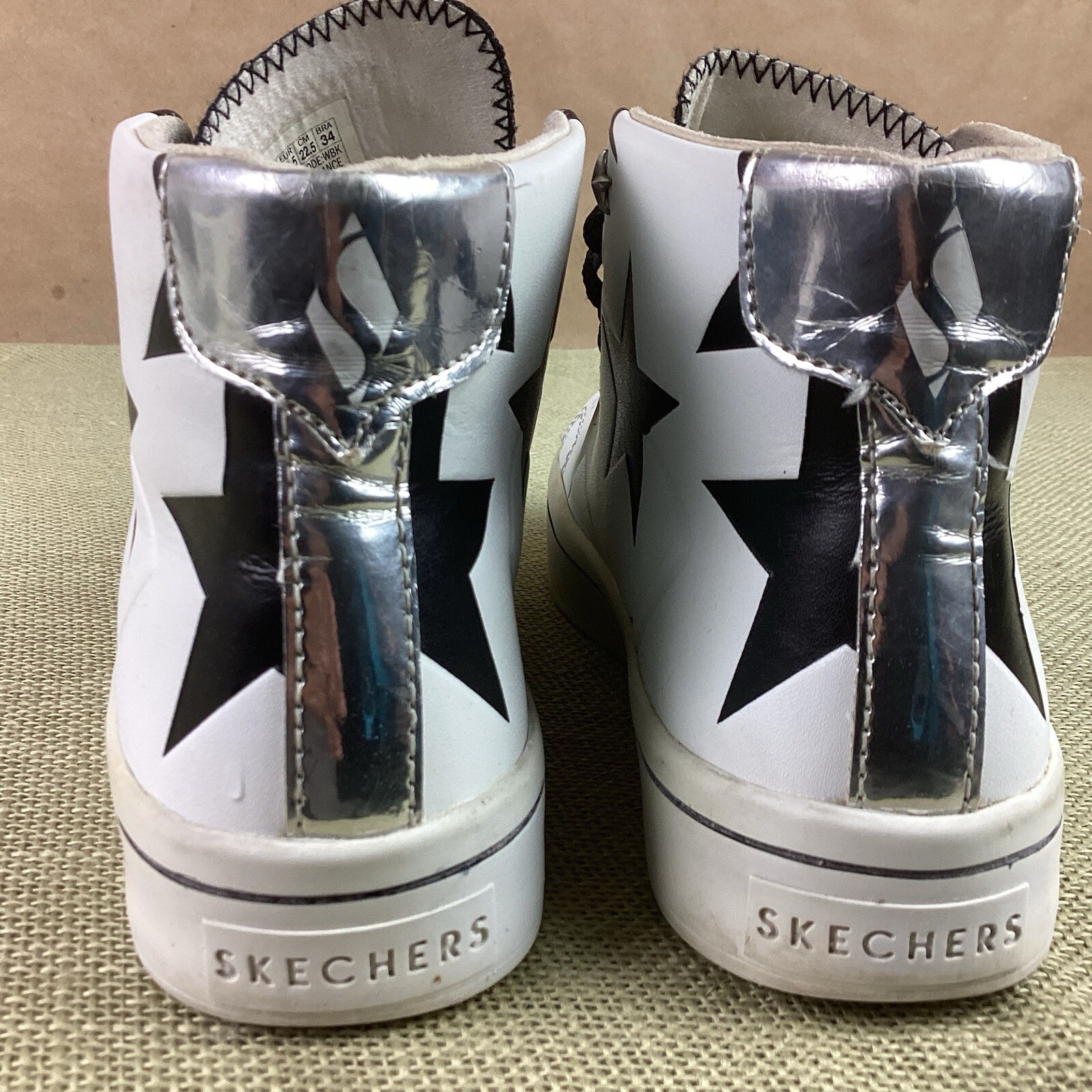 SKECHERS STREET Los Angeles AIR COOLED Sneakers Size 5.5 Leather High Top Stars