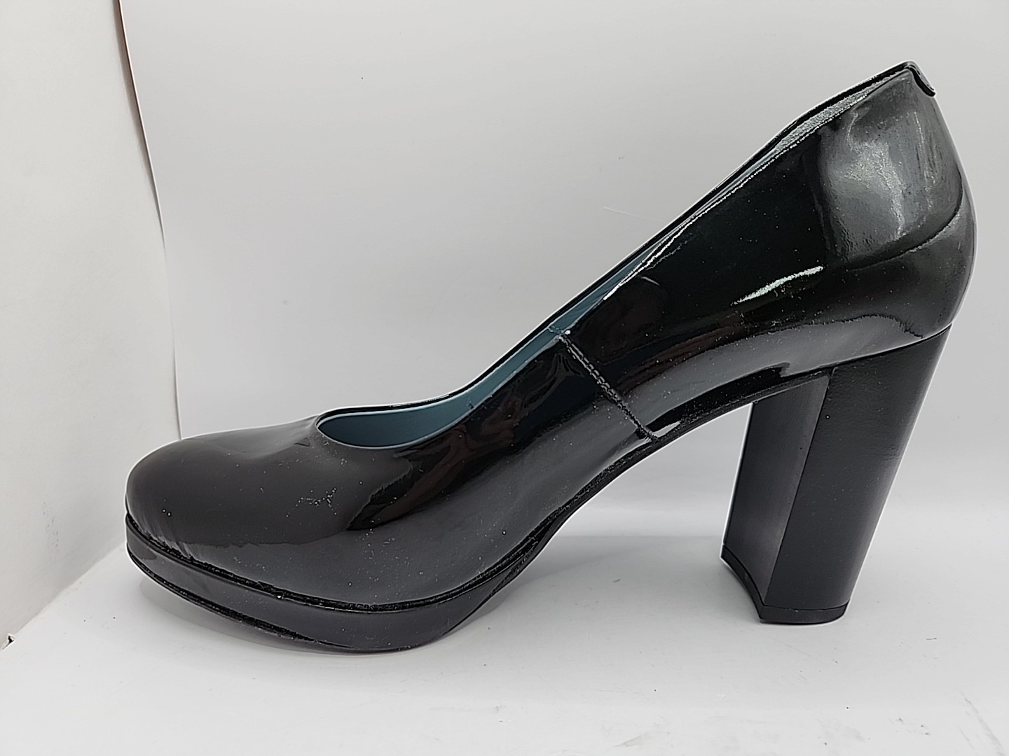 NEW Skypro Carole Middleton Black Patent Size 10 US