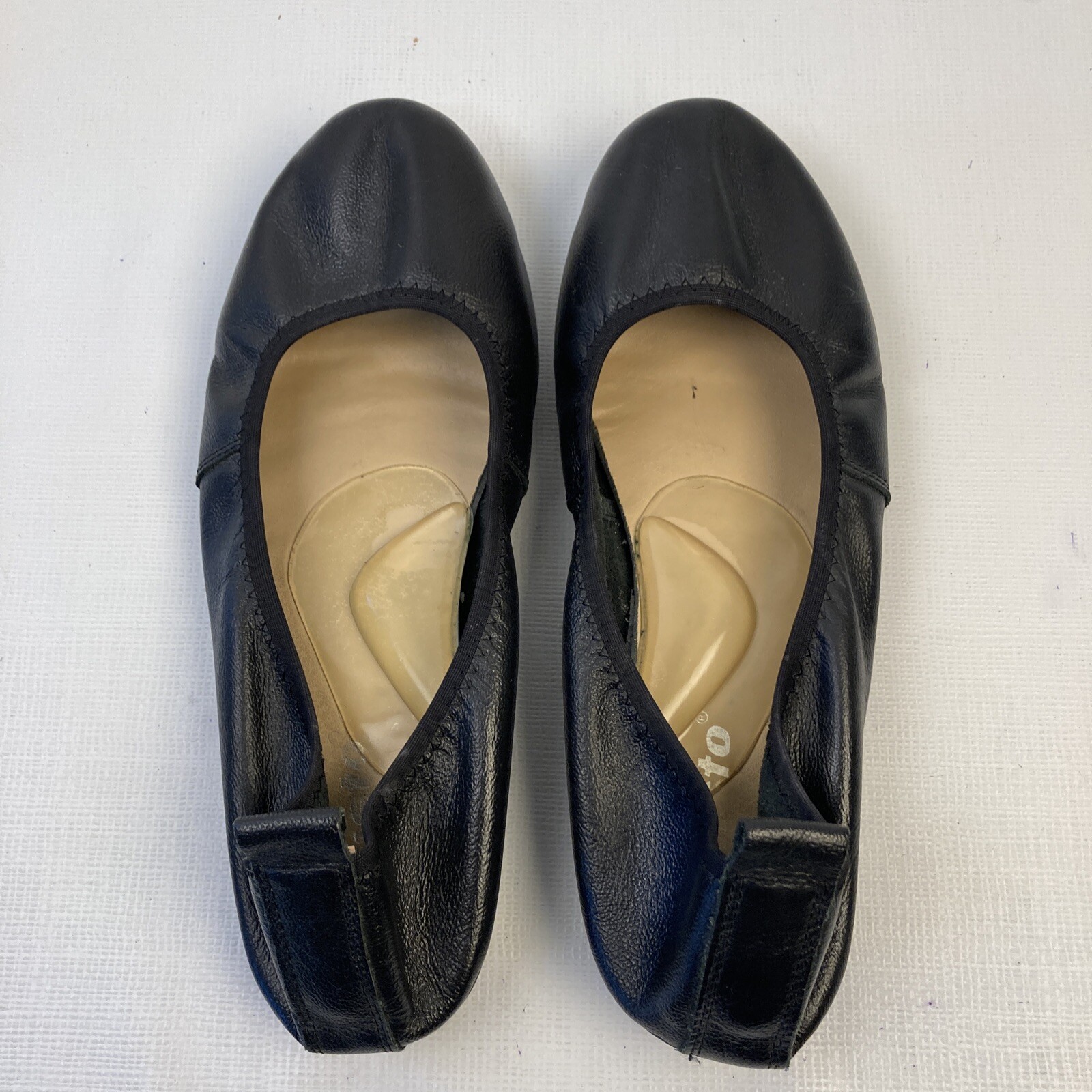 Kunsto Women’s Shoes Size 7-8 Leather Closed Toe Slide Black Flats Footbed 9.25”