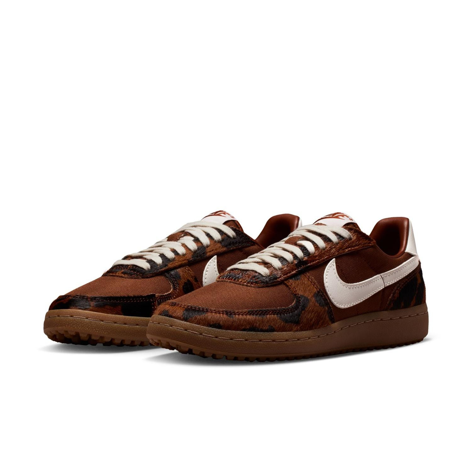 NIKE Women’s Field General IM5768-200 CINNAMON SAIL GUM DARK BROWN