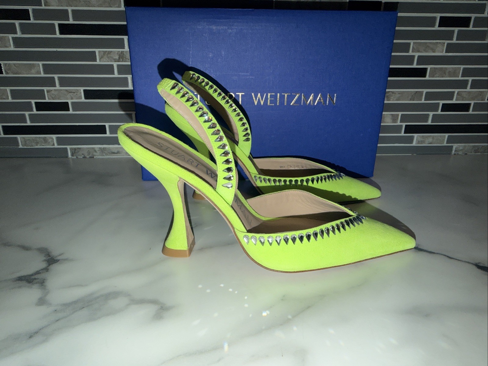 Stuart Weitzman GEMCUT XCURVE 100SLINGBACK Neon Green Suede Swarovski Crystal 6B