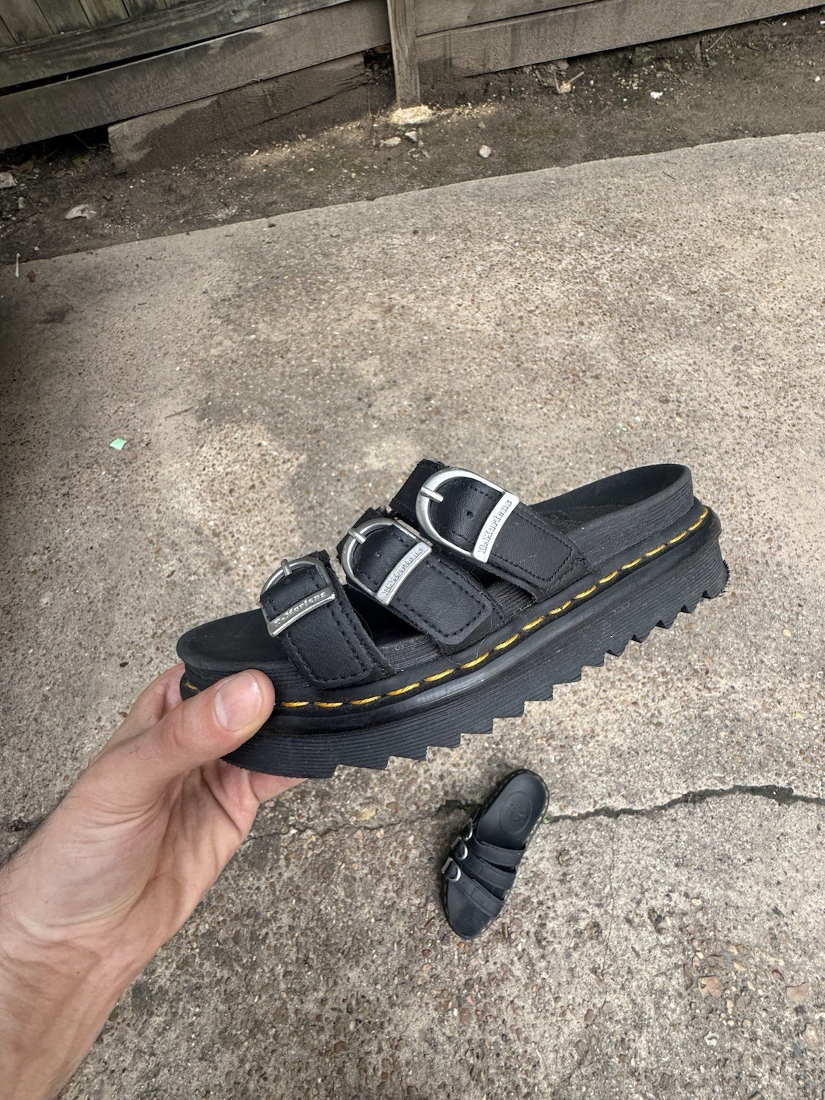 Dr. Martens Blaire Slide Sandals Black Leather Platform Buckle Womens 6 Docs