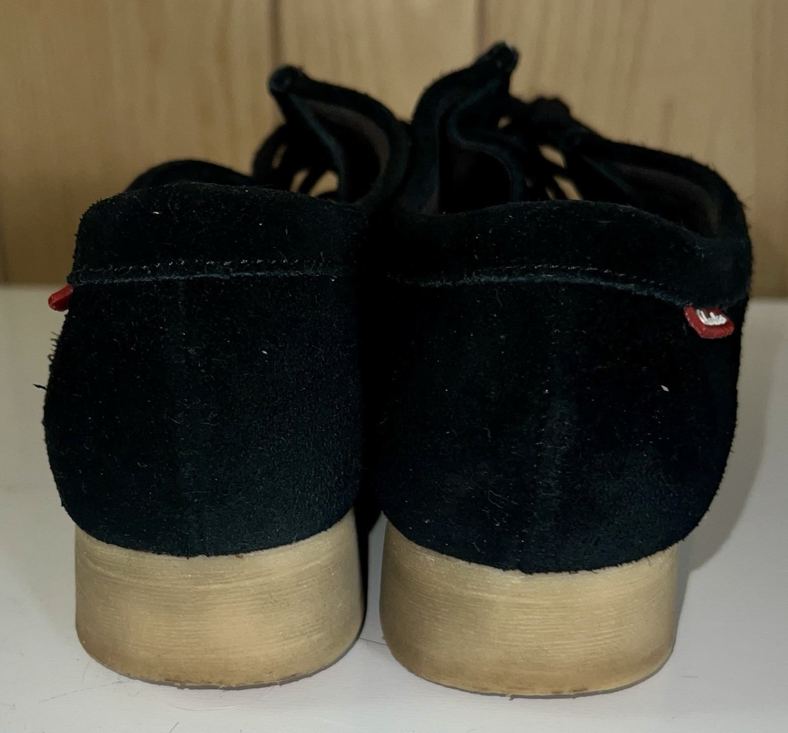 Clarks Originals Wallabee Boots Black Suede Women’s Size 9