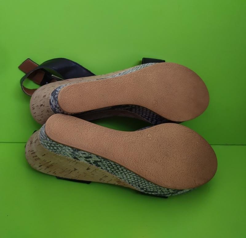 Women Carvela heels black synthetic leather 40