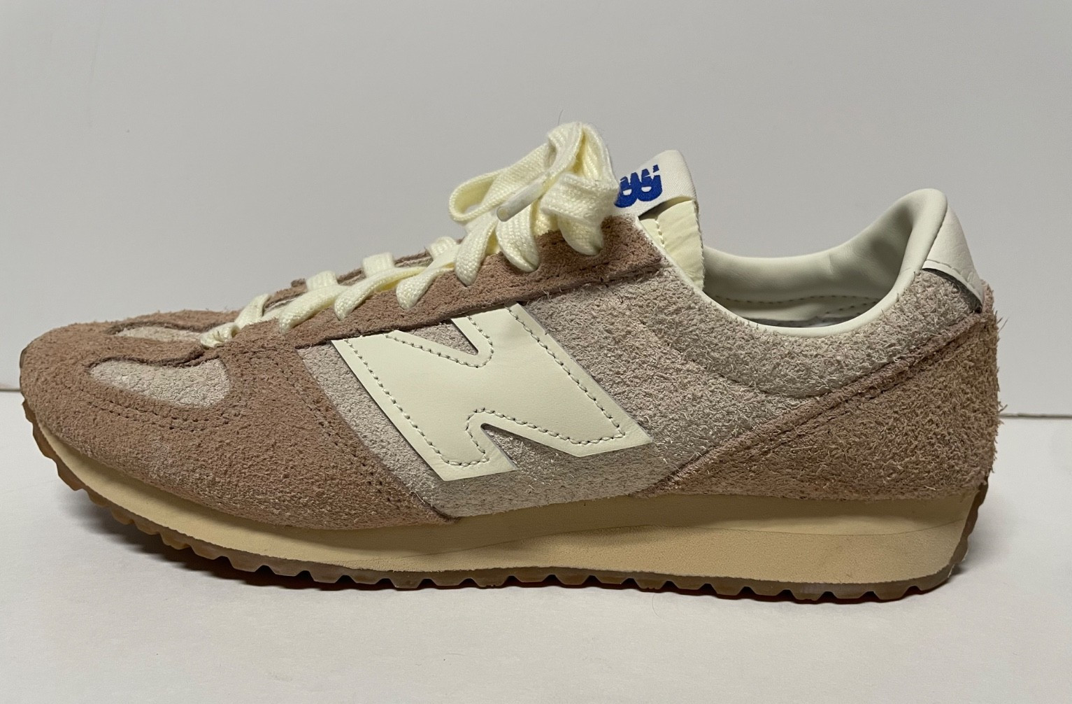 New Balance 471 sneakers beige brown suede cream white 8.5 7