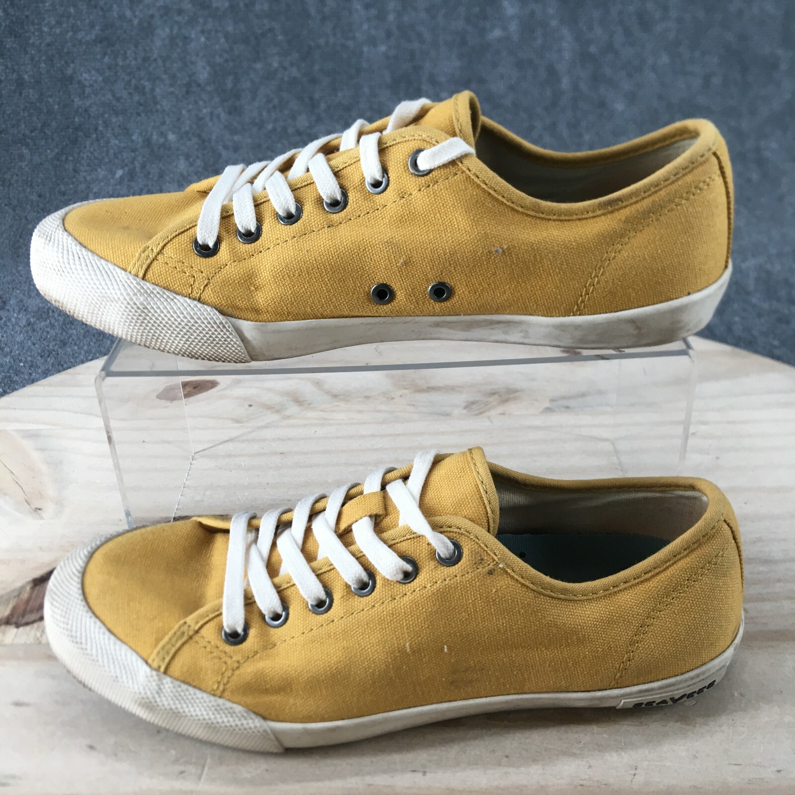 Seavees Shoes Womens 7.5 Monterey Low Top Sneakers Yellow Canvas Lace Up Casual