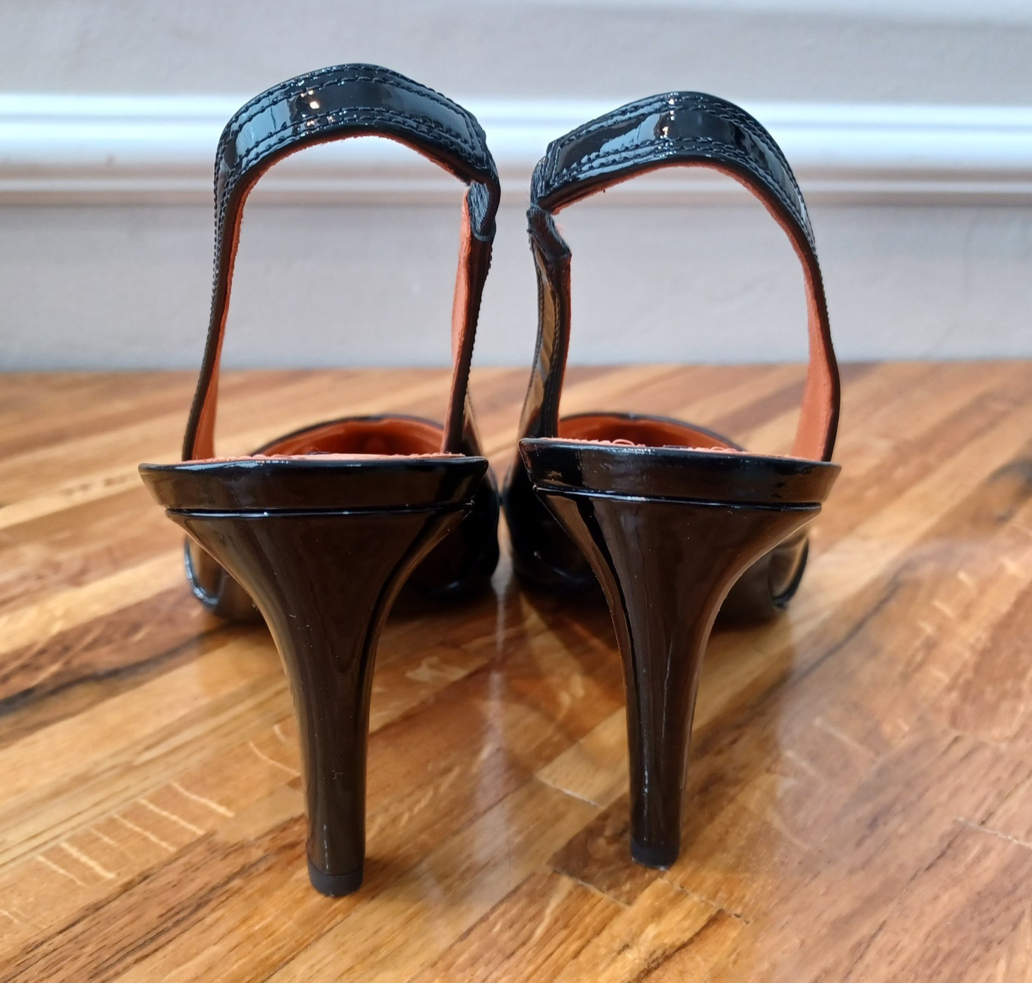 Via Spiga Gable Women’s Size 6M Black Patent Slingback Pointed Toe Stiletto Heel