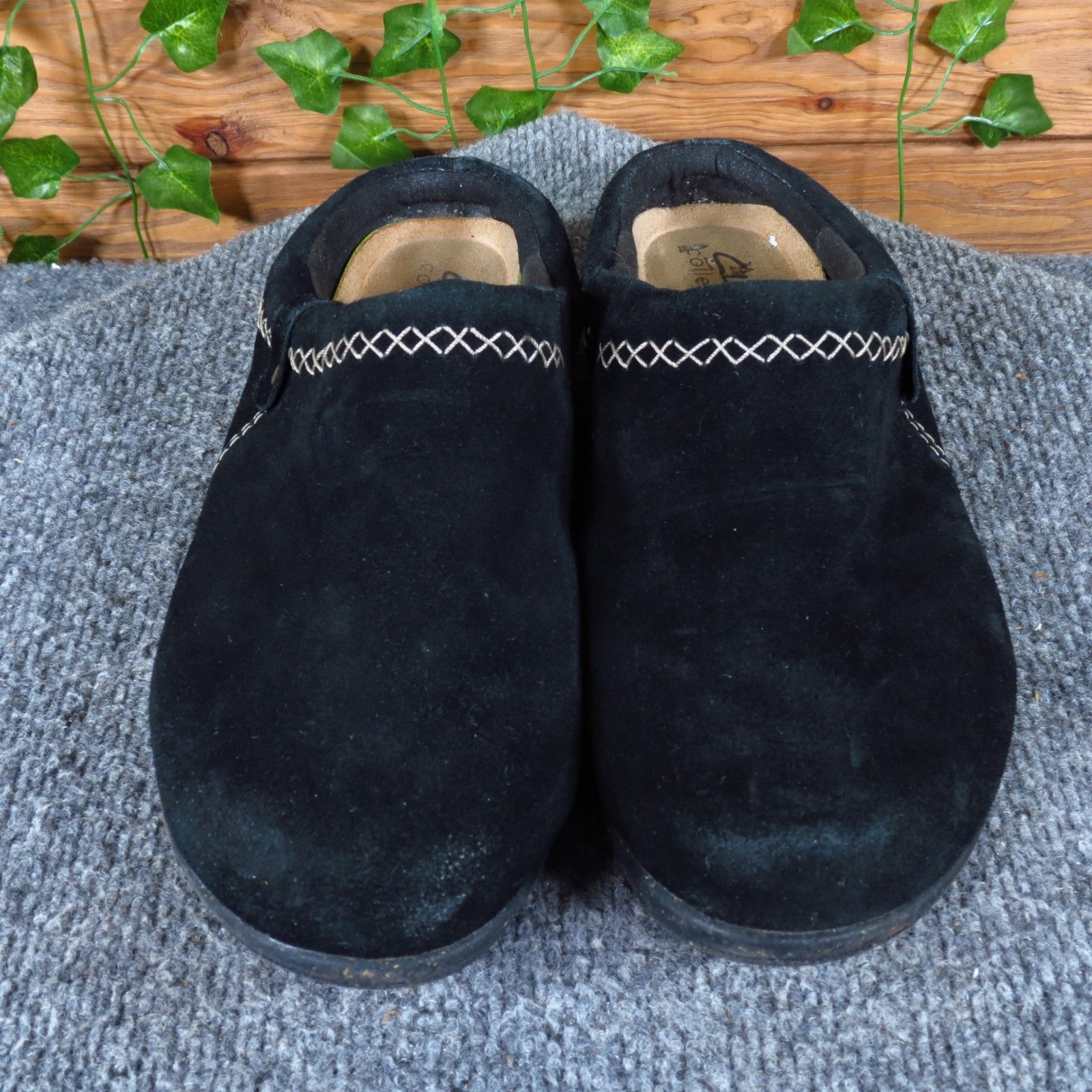 Clarks Roseville Echo Womens Mule Size 8.5 Casual Daily Wear Black Suede Slip On