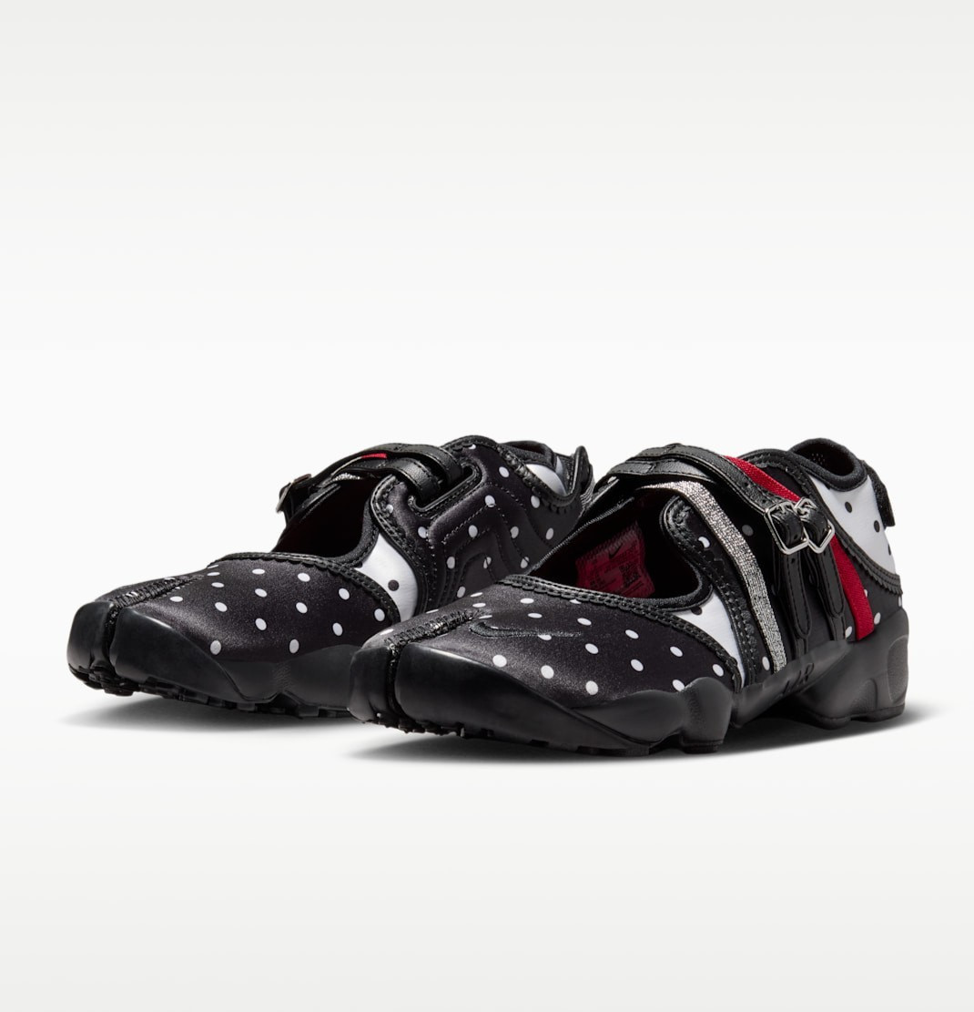 NIKE Women’s Air Rift Breeze IW2344-001 Black Black Metallic Silver Black