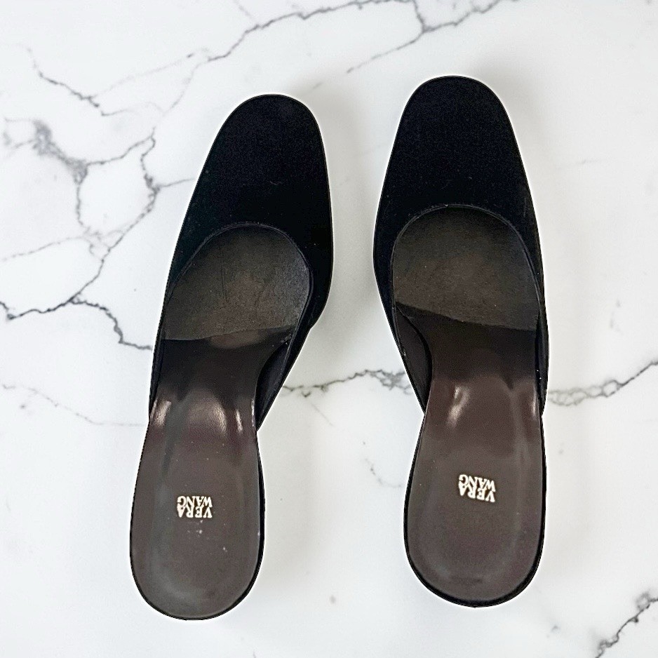 Vera Wang for Stuart Weitzman Black Suede Round Toe Heeled Mules Sz 7M