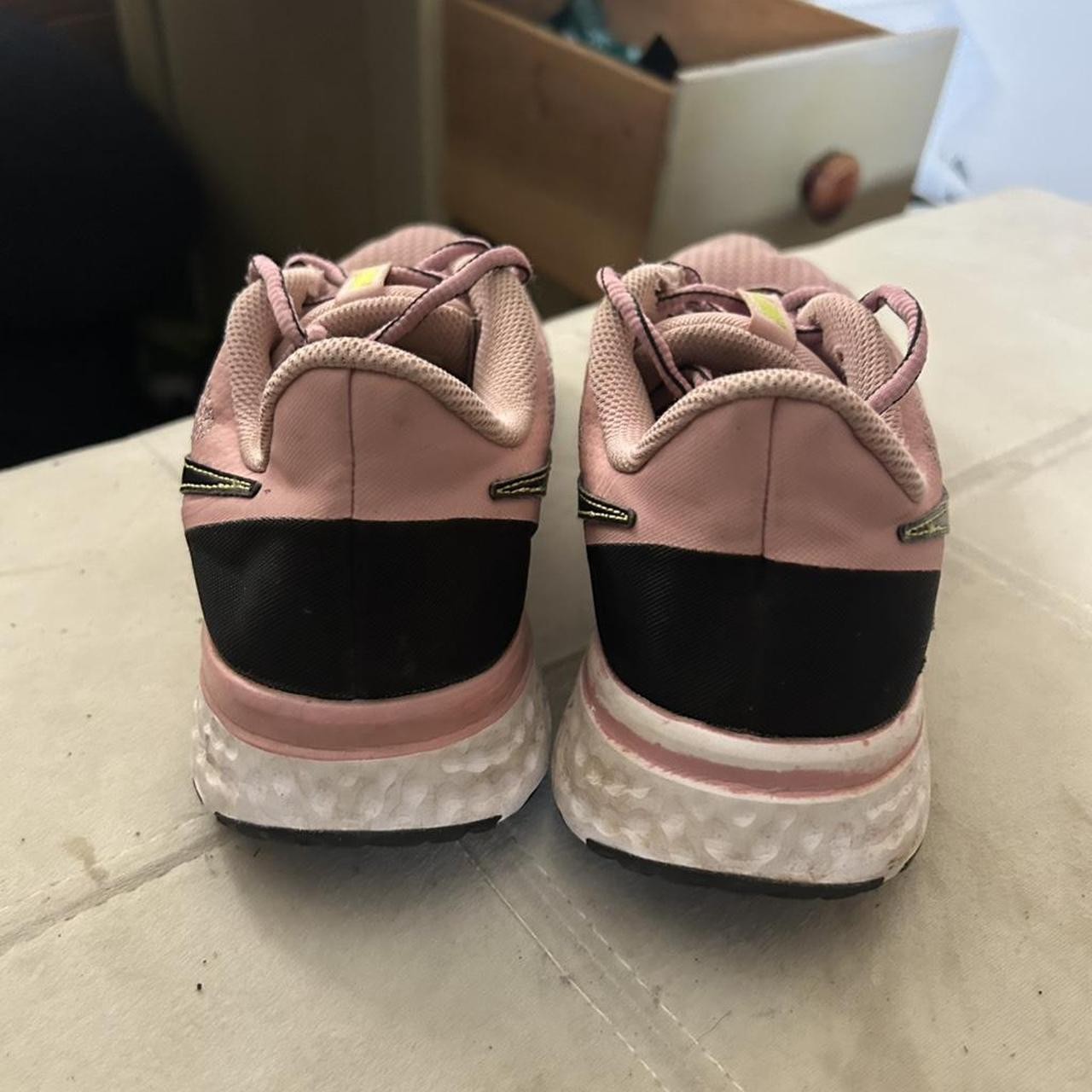 Nike pink React Infinity Run trainers. Size US 8.5 #running #sneakers #lifestyle
