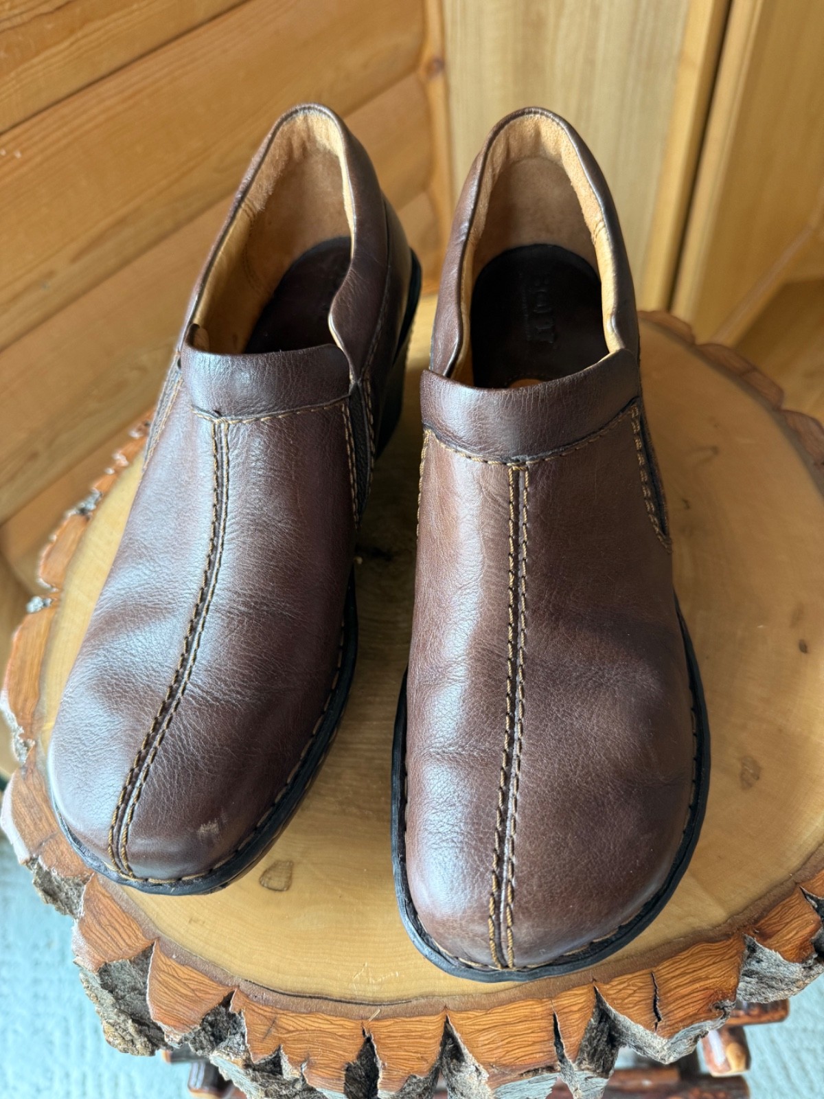 BORN Brown Leather Covered Wedge Heel Shoes. Size 9.5 /41 See Description