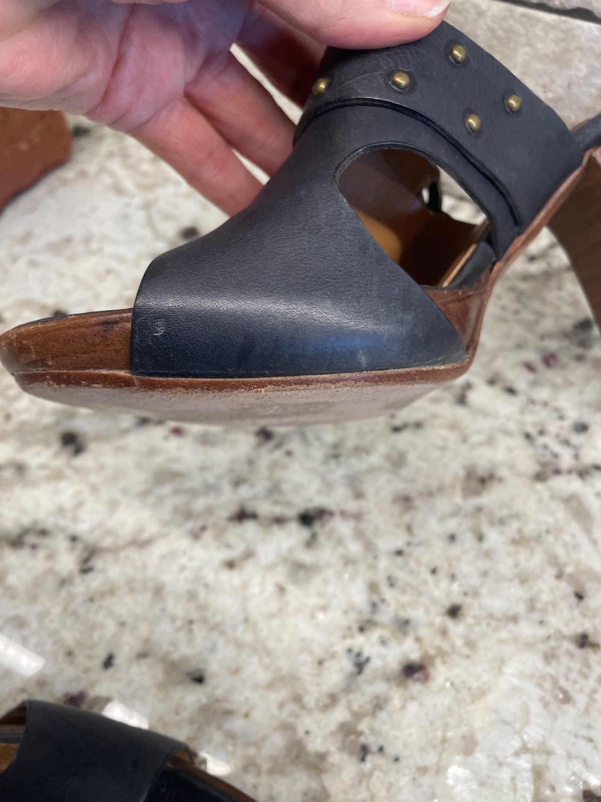 Vintage Kenneth Cole Black Charcoal Gray High Heel Mule Slide Sandals 8 EUC RARE