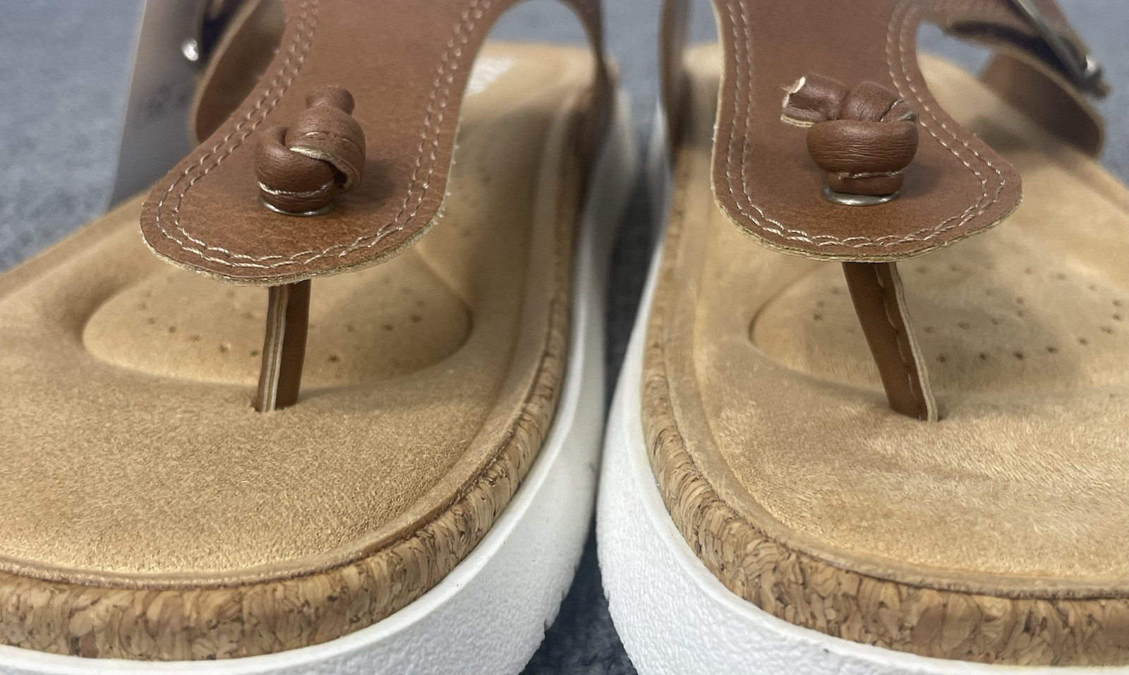 IZOD Women’s Lot of 2 Charcy Strap Sandals Brown & White Pick Size New w/o Box