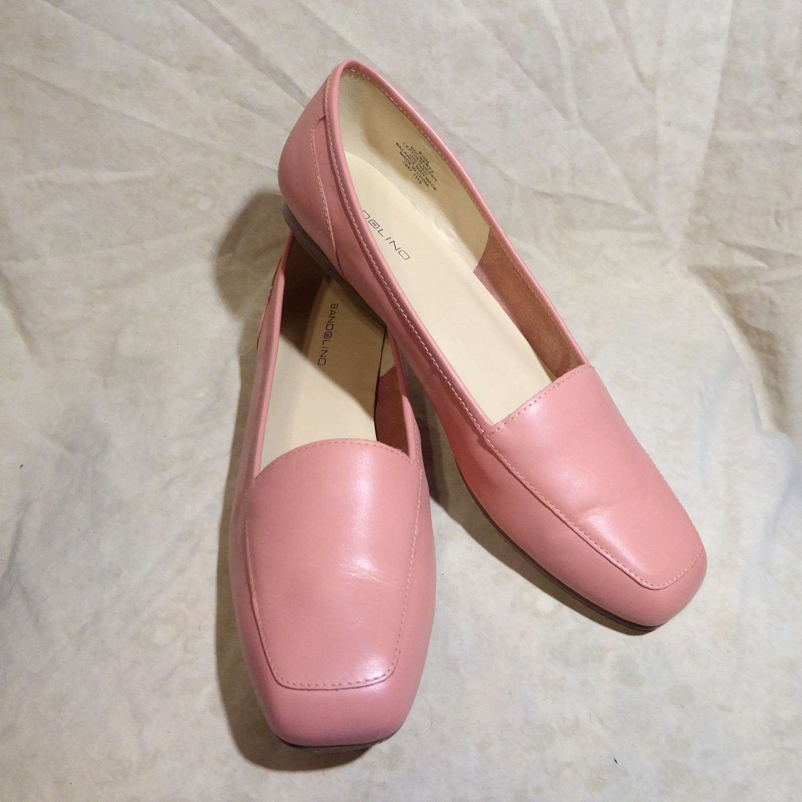 🥿 Bandolino Slip-on Loafer Flats sz 9.5 M Salmon Pink Leather; Style Liberty