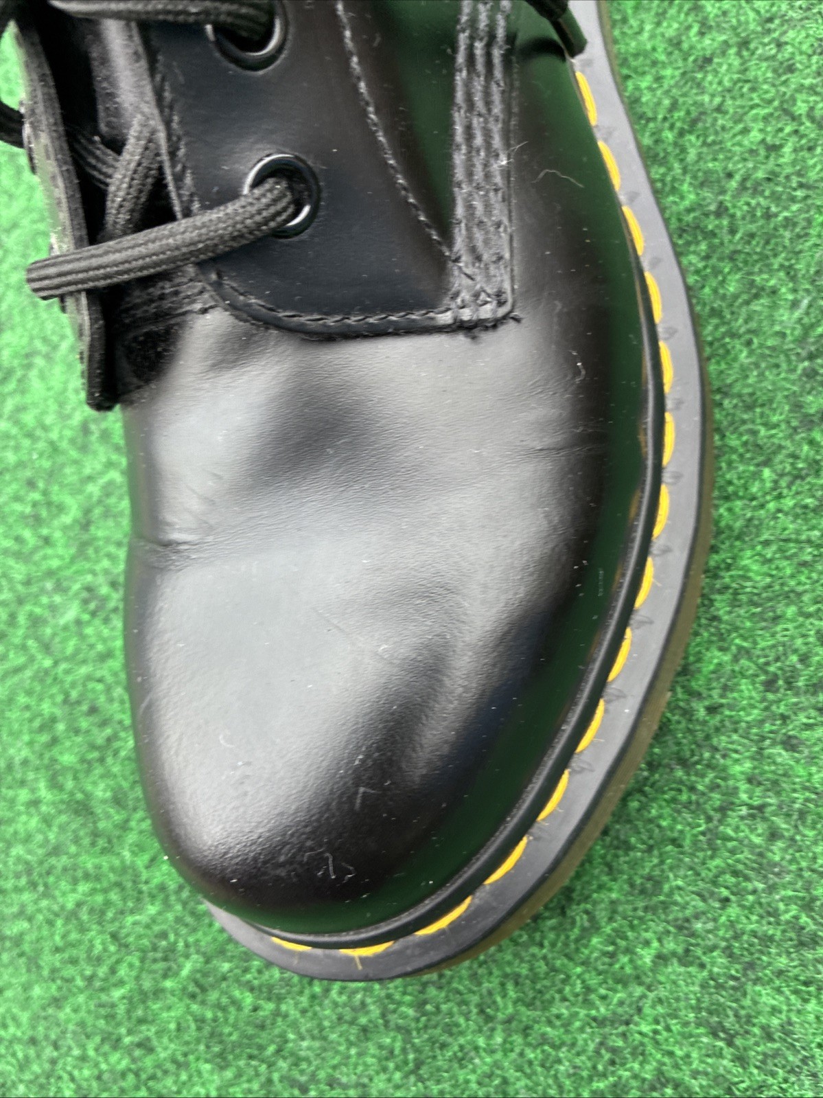 Dr. Martens 1460 Women’s Black US size 8 Boots