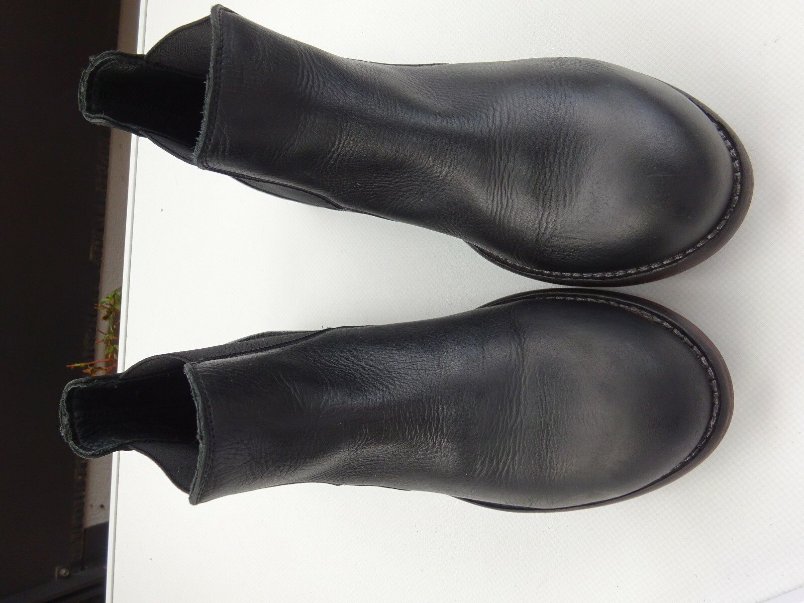 Area Forte women’s shoes elastic ankle boots leather black Italy size 36 F. NEW