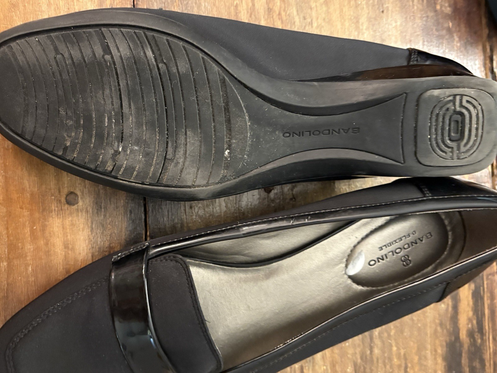 BANDOLINO B FLEXIBLE size 9.5 Black low-heel loafers soft footbeds Career Basics