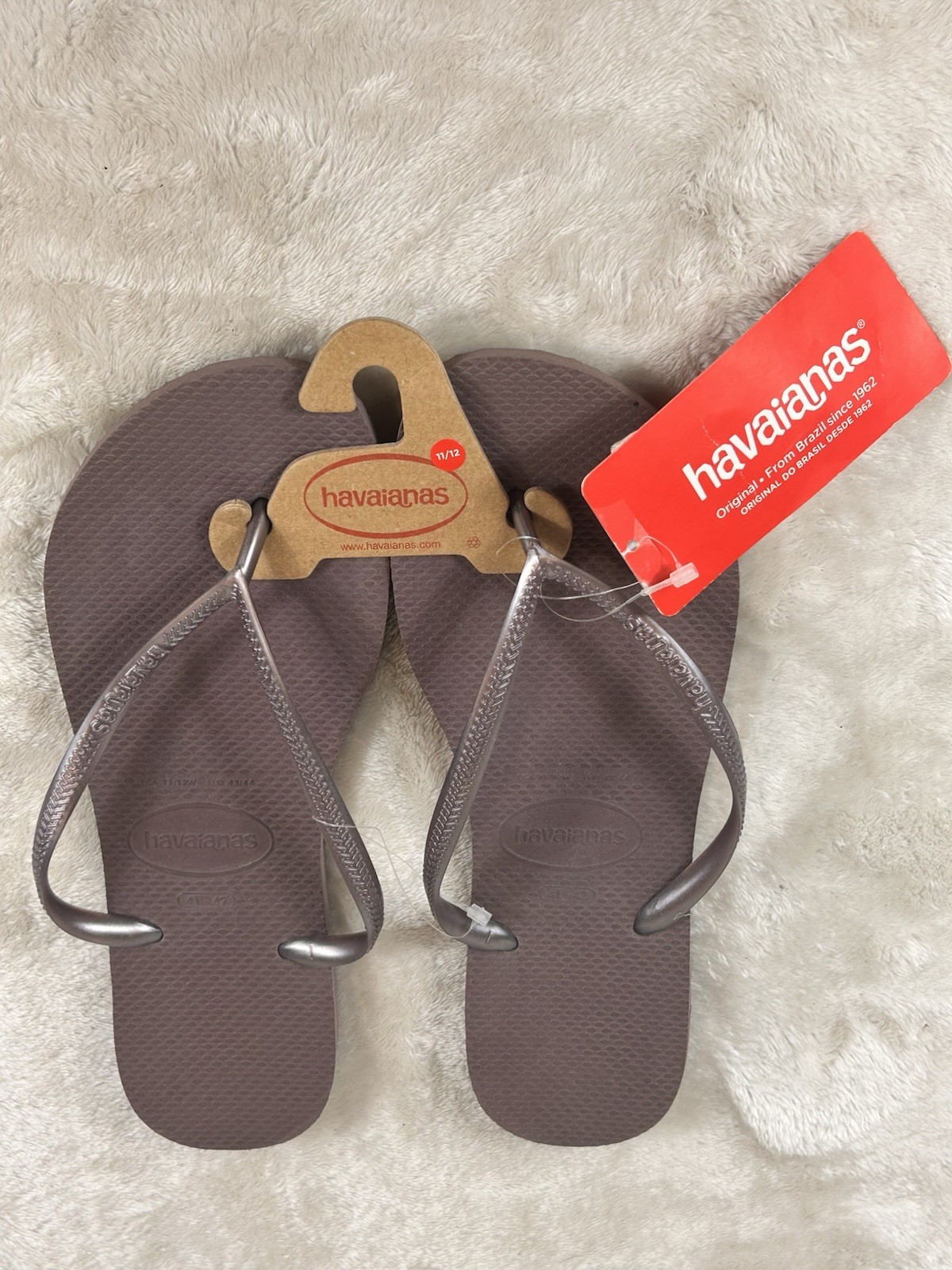 NEW w tags Havaianas Top Flip Flop Sandals Womens Sz 11/12 Lilac Announce