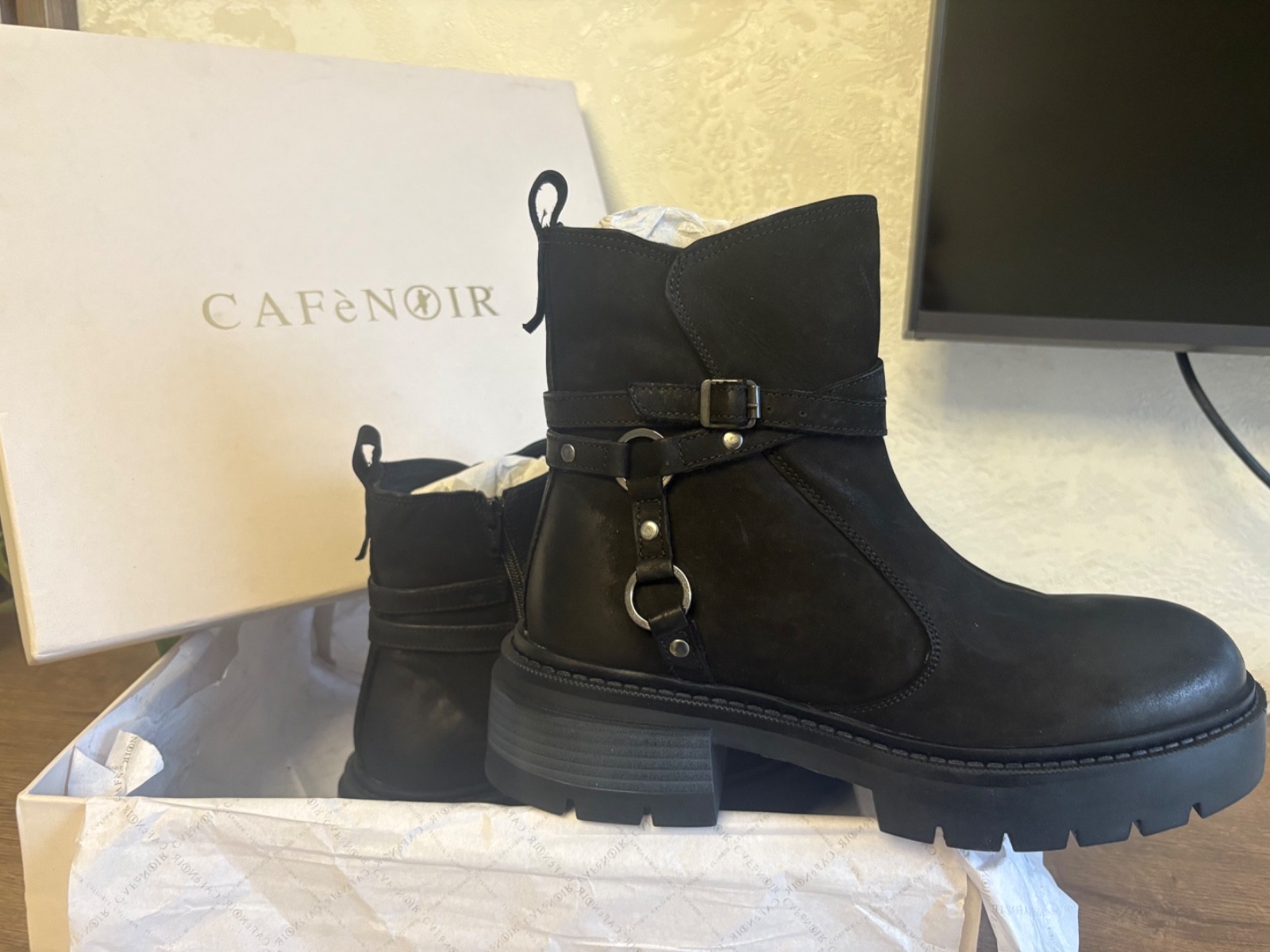 italian brand café noir Ankle boot black European size 40