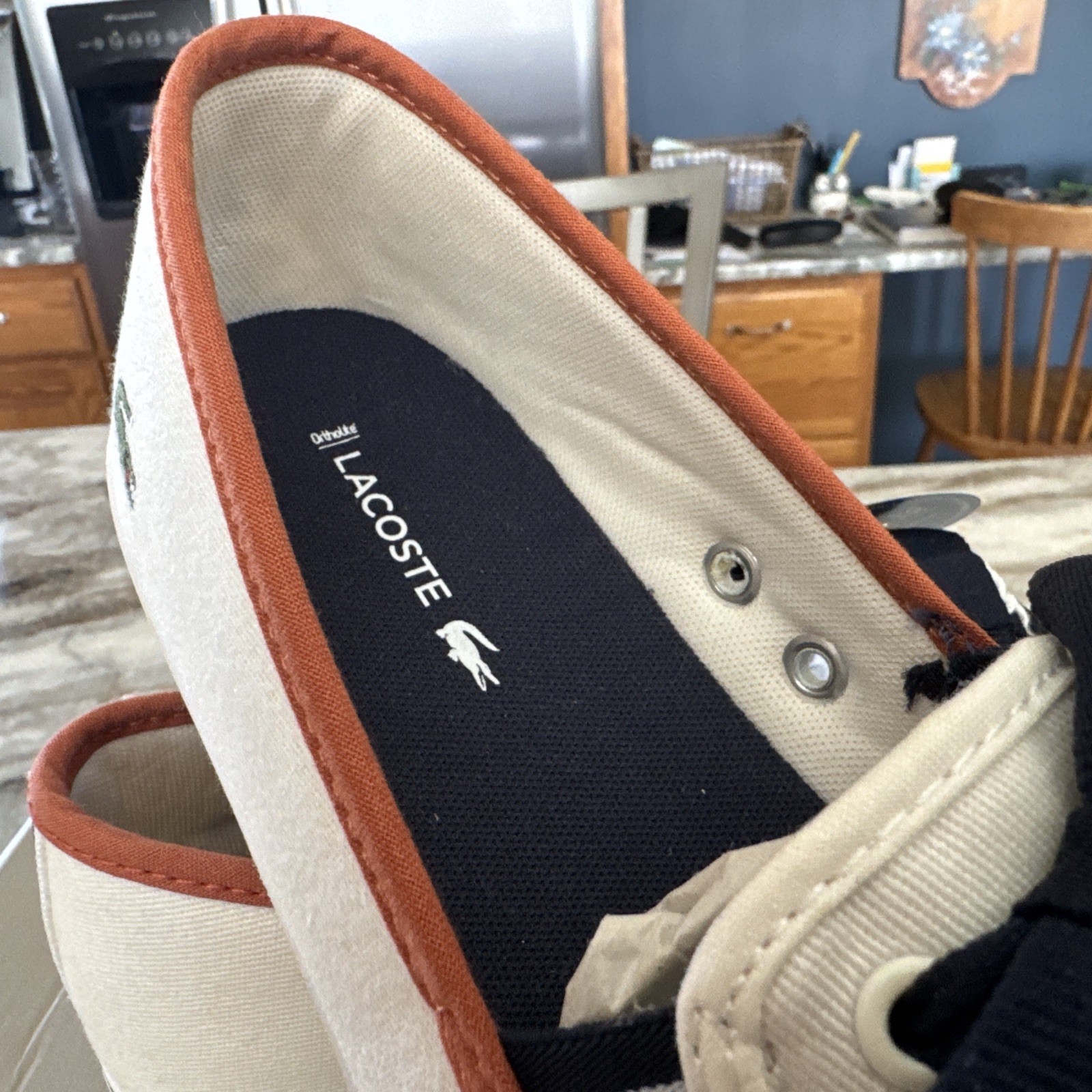 Lacoste Marthe Paris Women’s Slip On Flat Canvas Shoes Wine Sz 9.5 New In Box!
