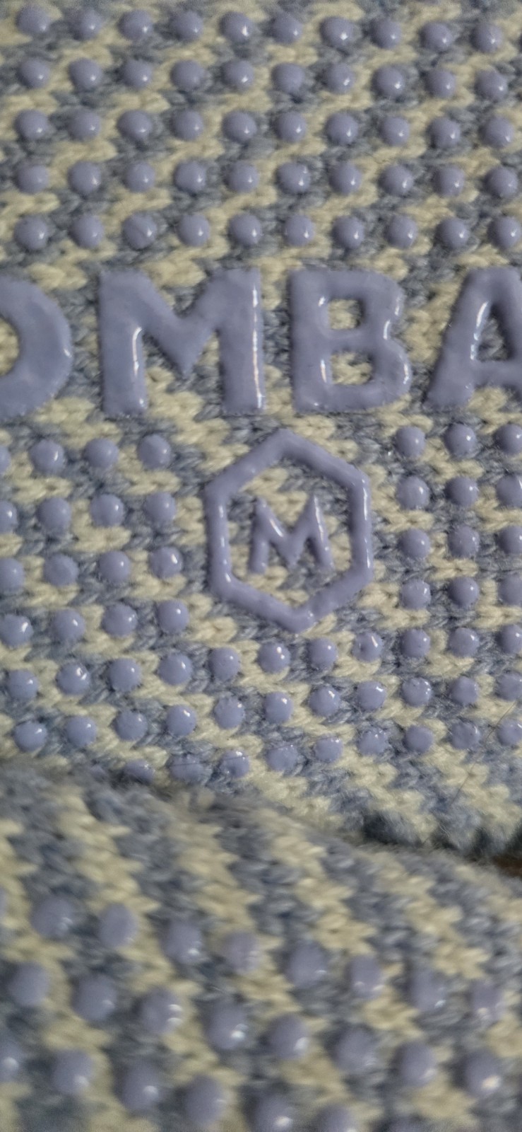 Bombas Gripper Slippers Baby Blue Chevron Pattern Size Medium Women’s