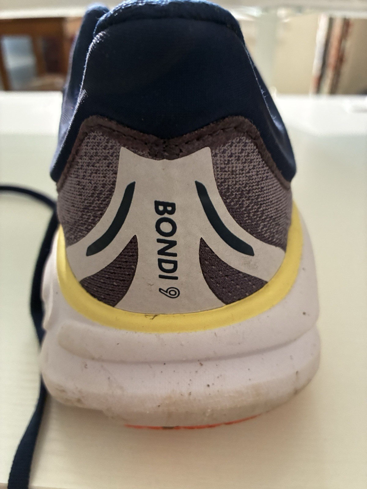 HOKA Bondi 9 Men’s Low Top Mesh Lace Up Running Sneakers Purple White Navy