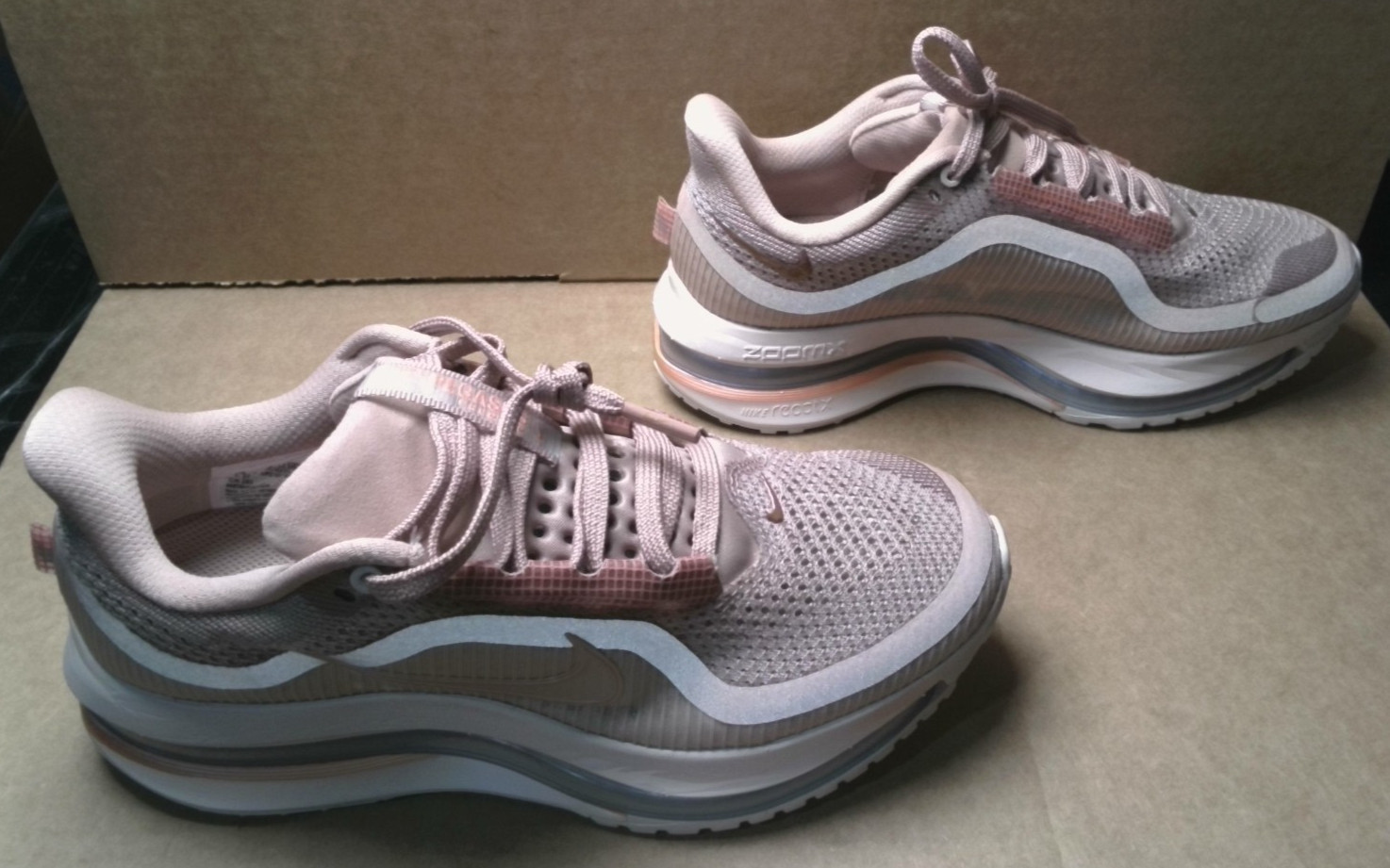 Size 7.5 – Nike Pegasus Premium Metallic Rose Gold Women’s