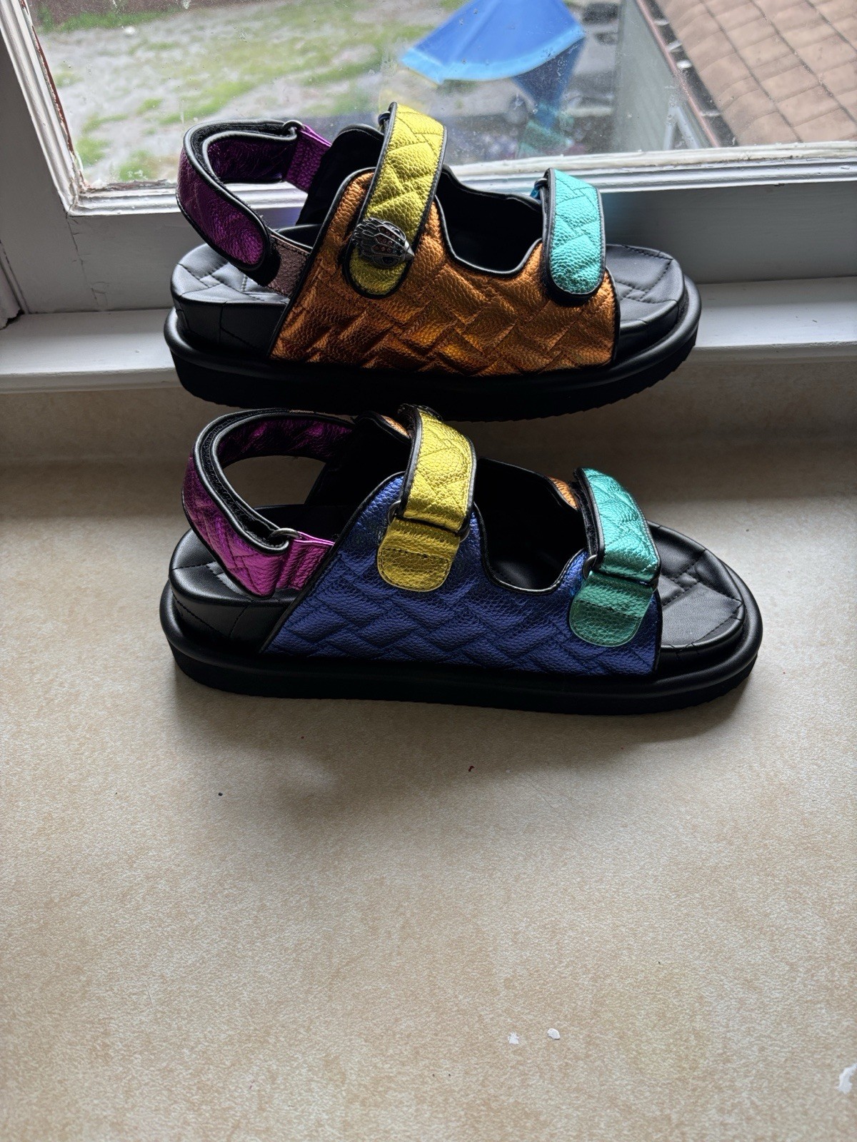 Kurt Geiger London Women’s Metallic Rainbow Sandals Size 8 NWOT