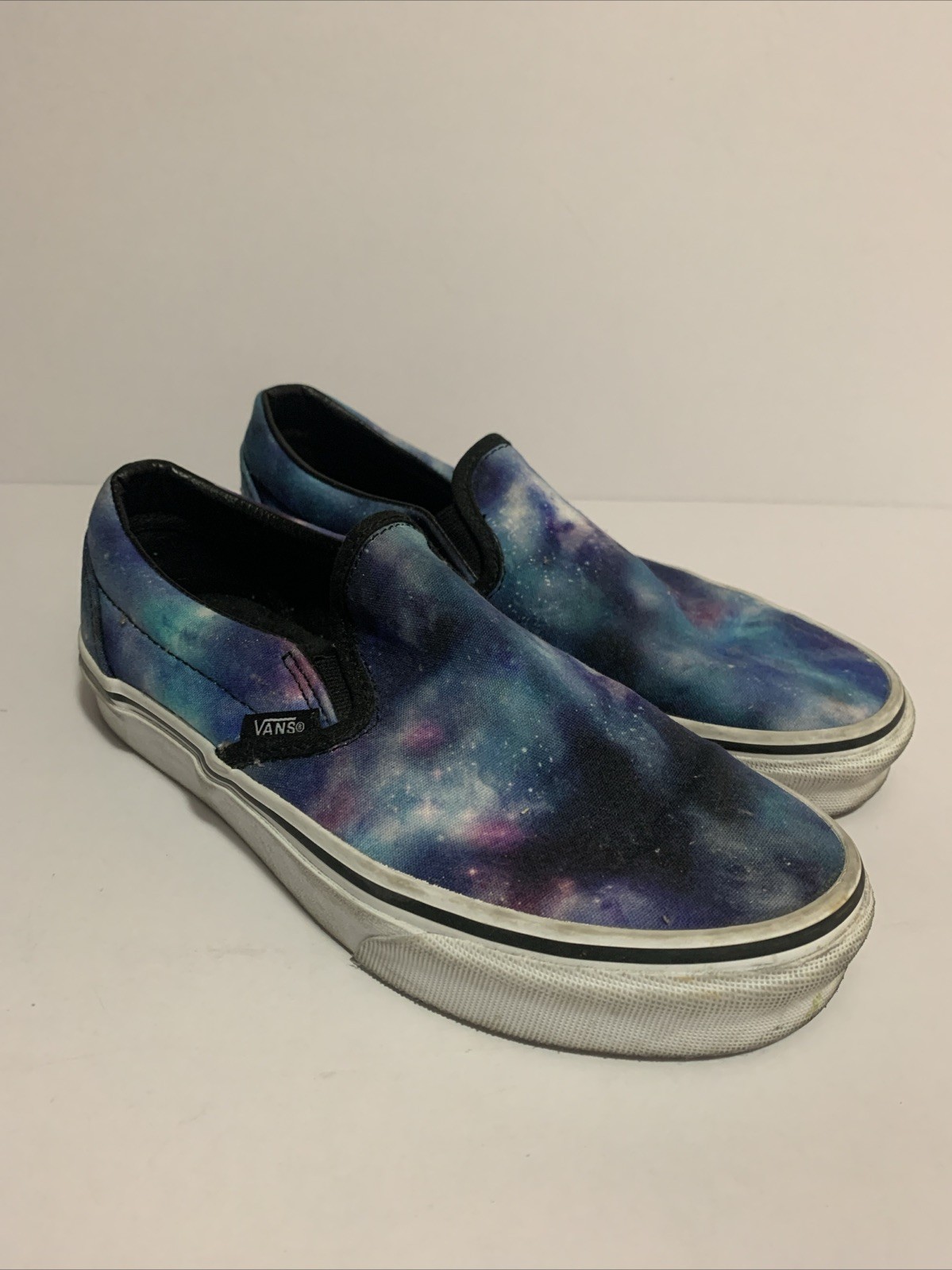 Vans Women’s Size 7 Slip On Canvas Shoes Galaxy Print Casual