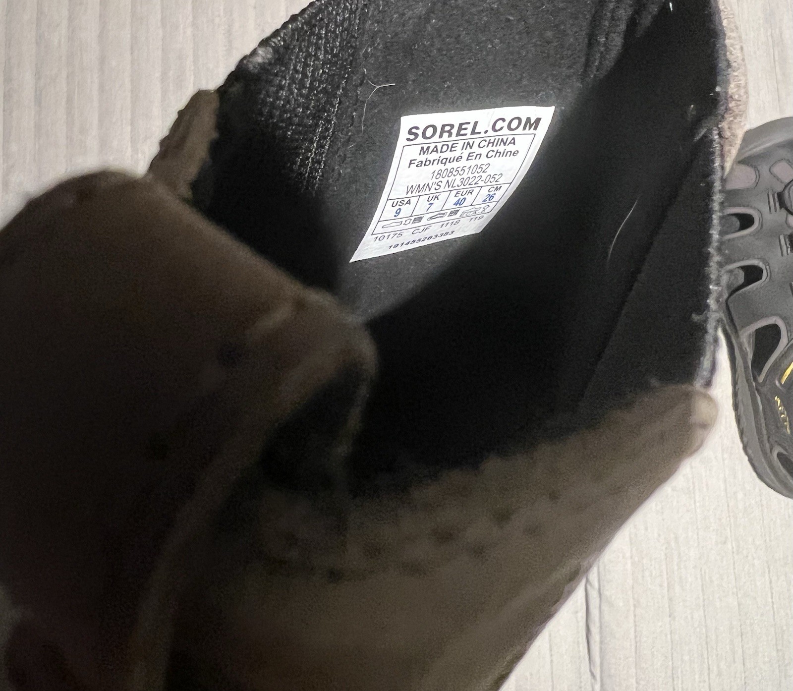 Sorel Joan Of Arctic Women’s 9 Green Wedge II Chelsea Ankle Boot NL3022-052
