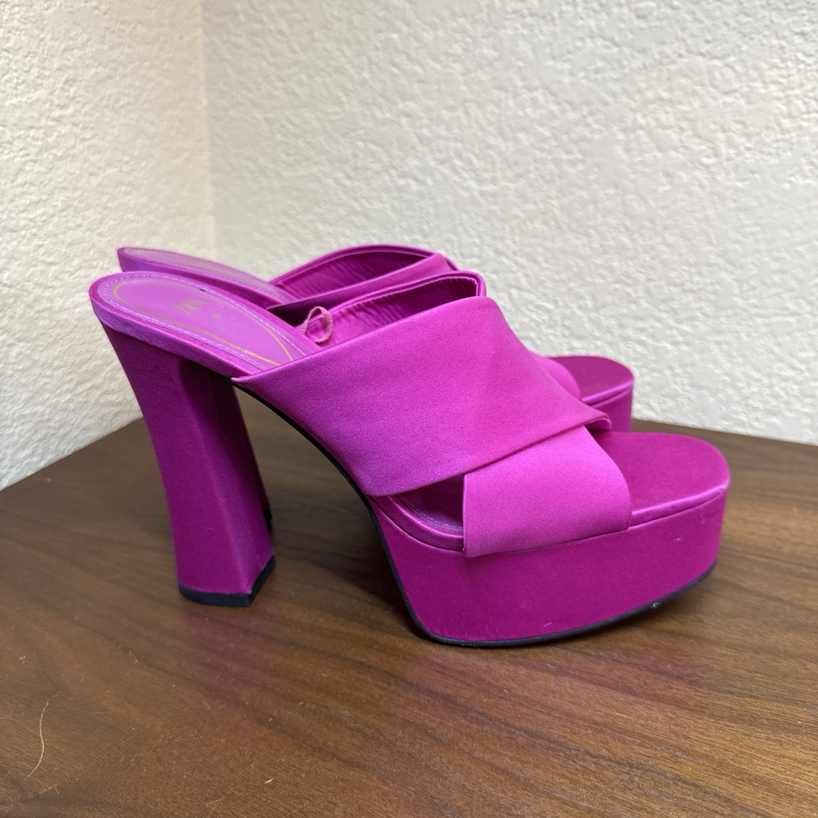 Zara Chunky Effect Platform Heels Sandals Fuchsia Pink Satin Size 40 Eu 10 US