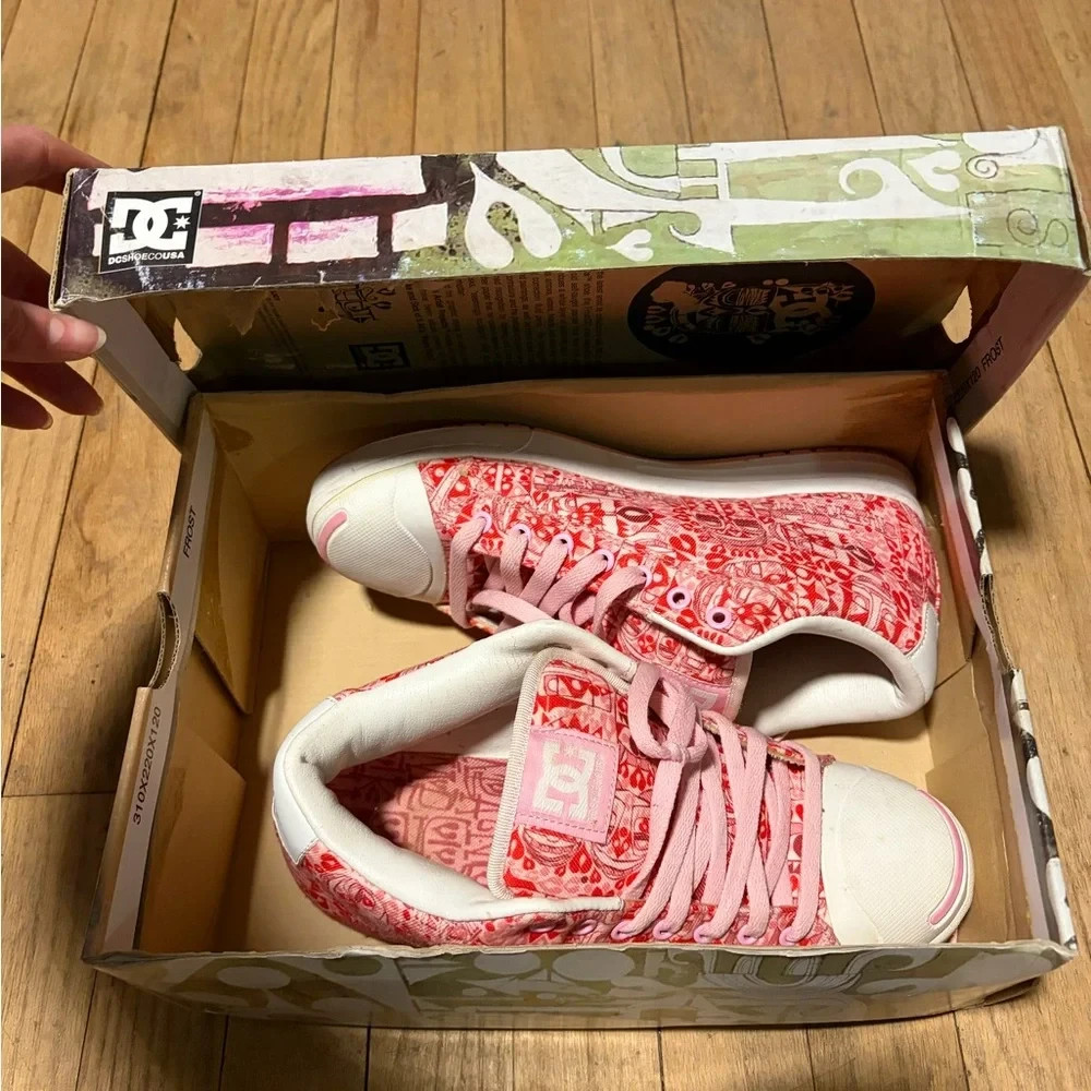 DC FROST Pink and White Sneakers. Limited Edition.