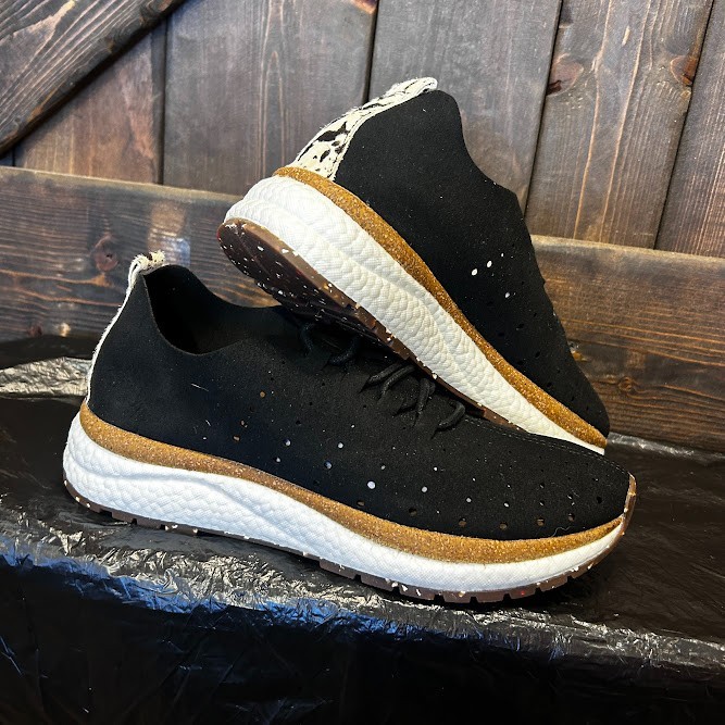 OTBT Women’s ALSTEAD Light Comfort Sneaker – Size 9m