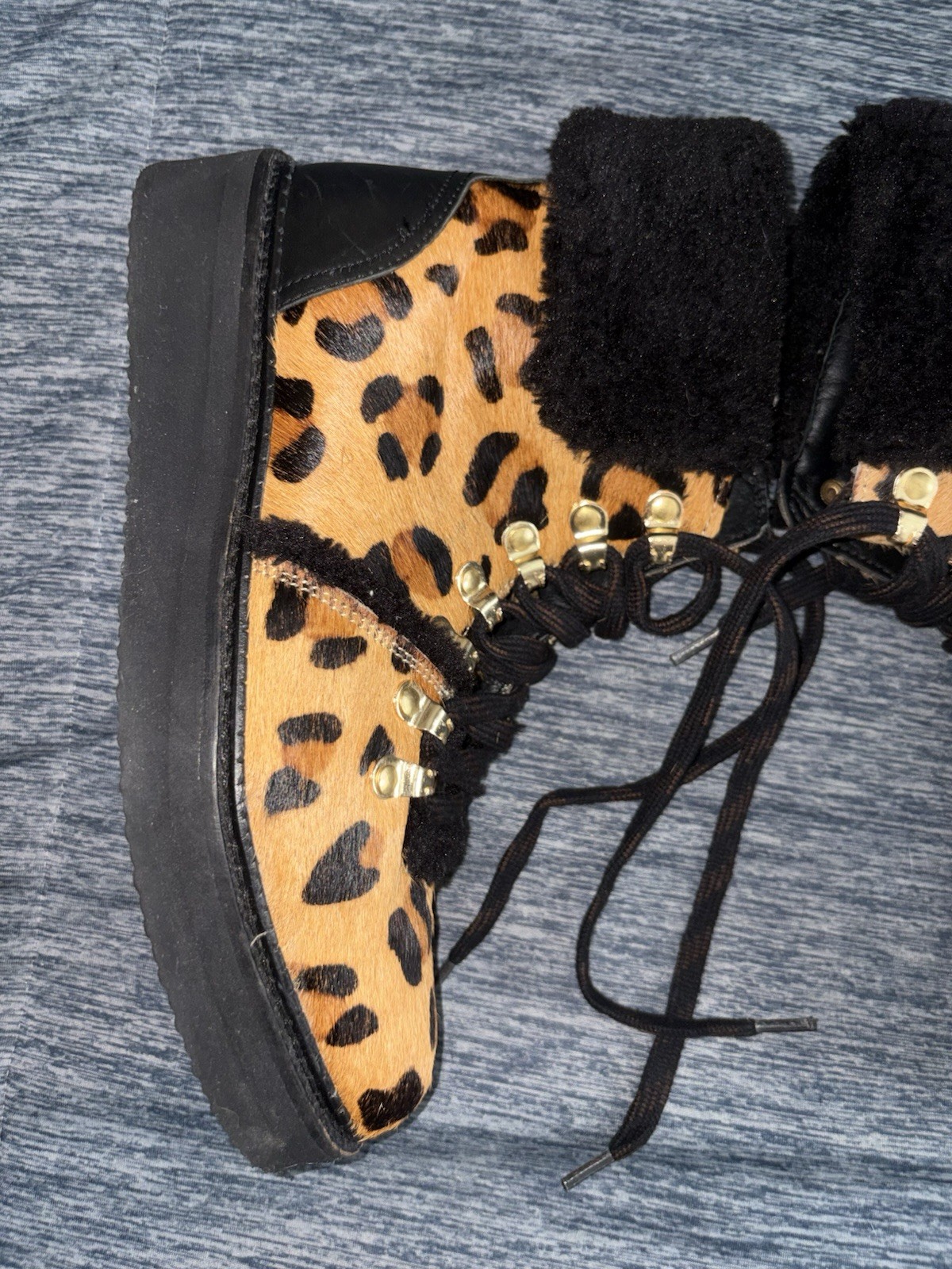 Very Volatile Women’s Boots Animal Print Leather Hair Size 7