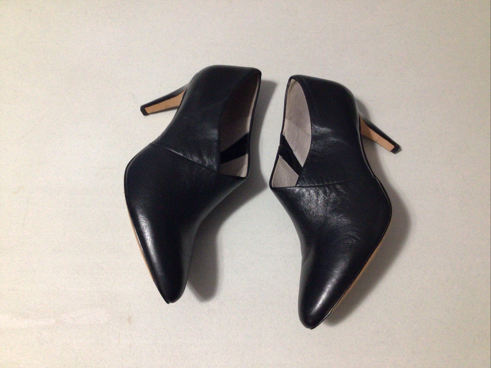 Johnston &Murphy Black Leather Pointed Toe Bootie Slip On Shoes 9.5 M