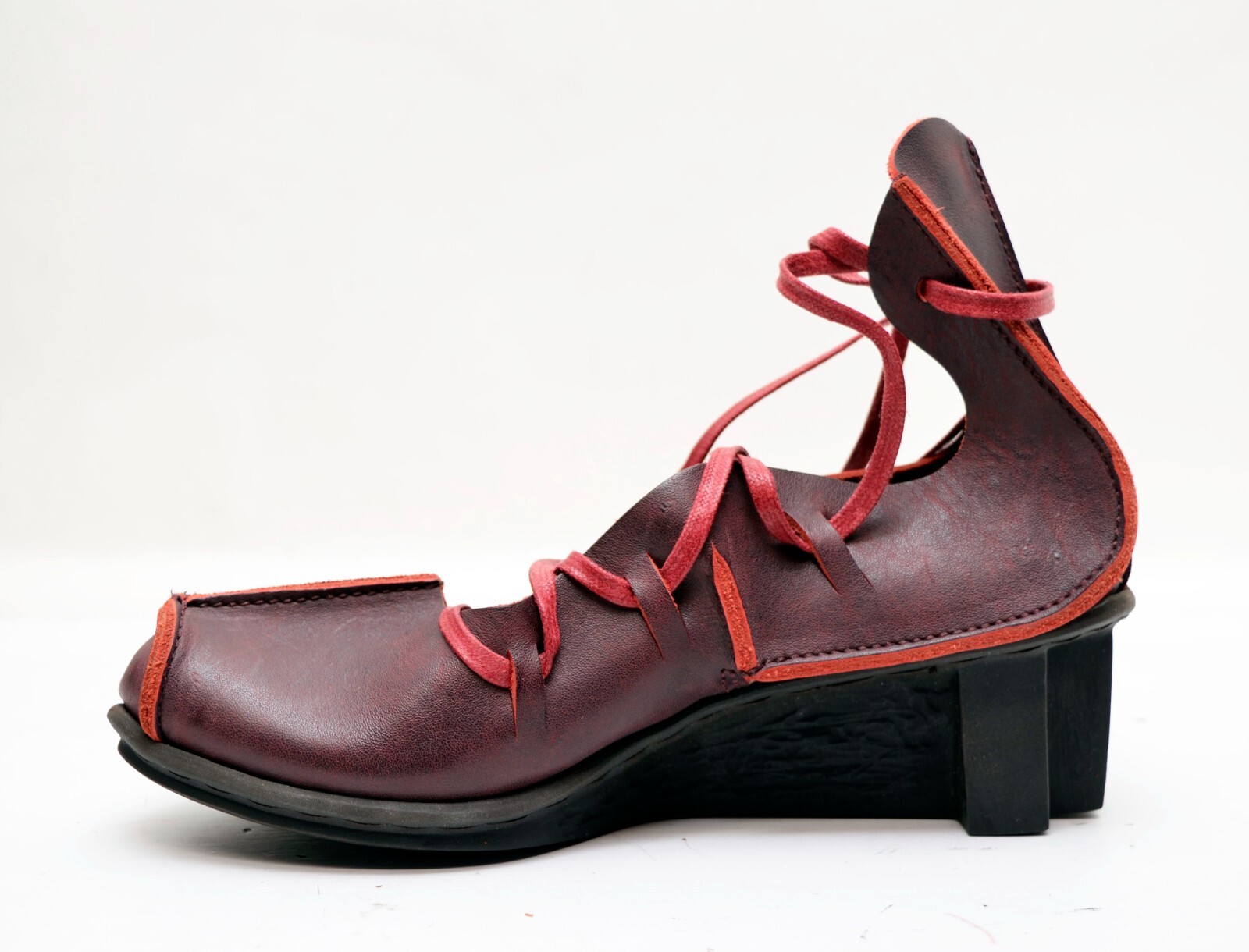 Trippen Blade f Handmade in Germany Red Waw Leather Wedge Court Shoe – Sz 35