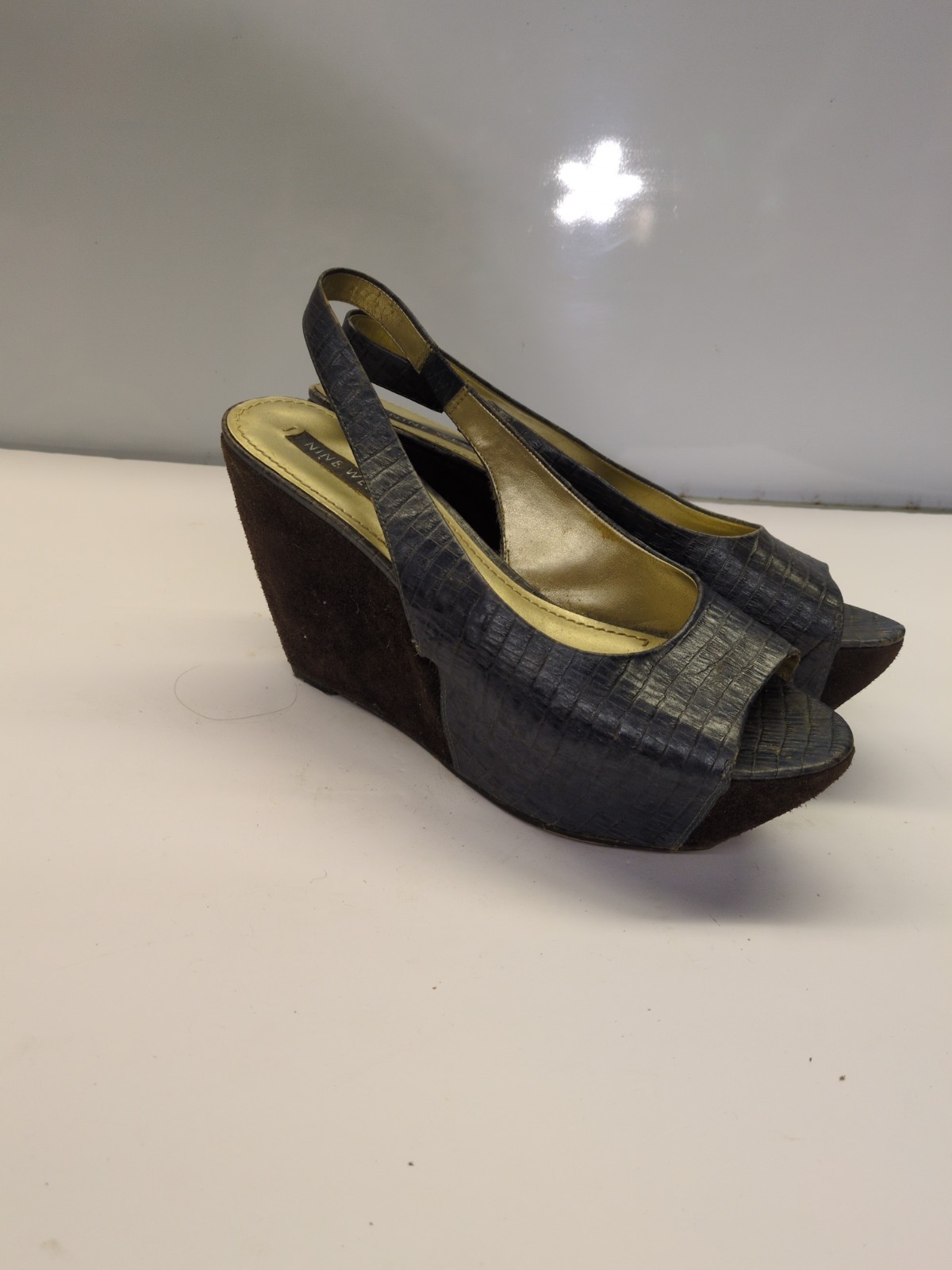 Nine West 9.5M Blue Leather Snakeskin Upper w/Brown Suede Platform 4.25″ Wedge