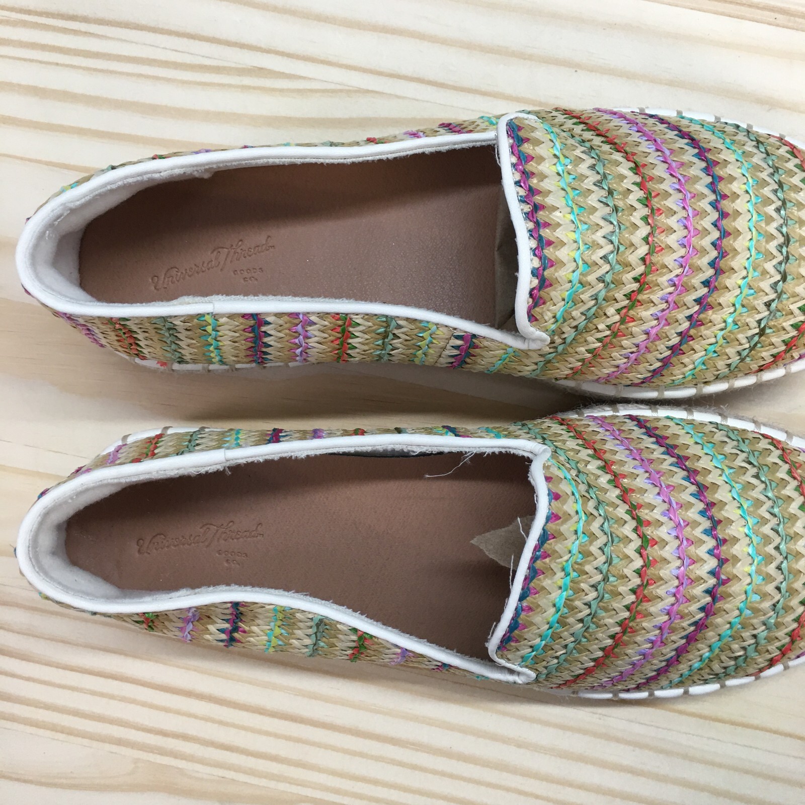 Universal Thread Shoes Womens 6 Espadrille Weave Flats Casual Slip On Multicolor
