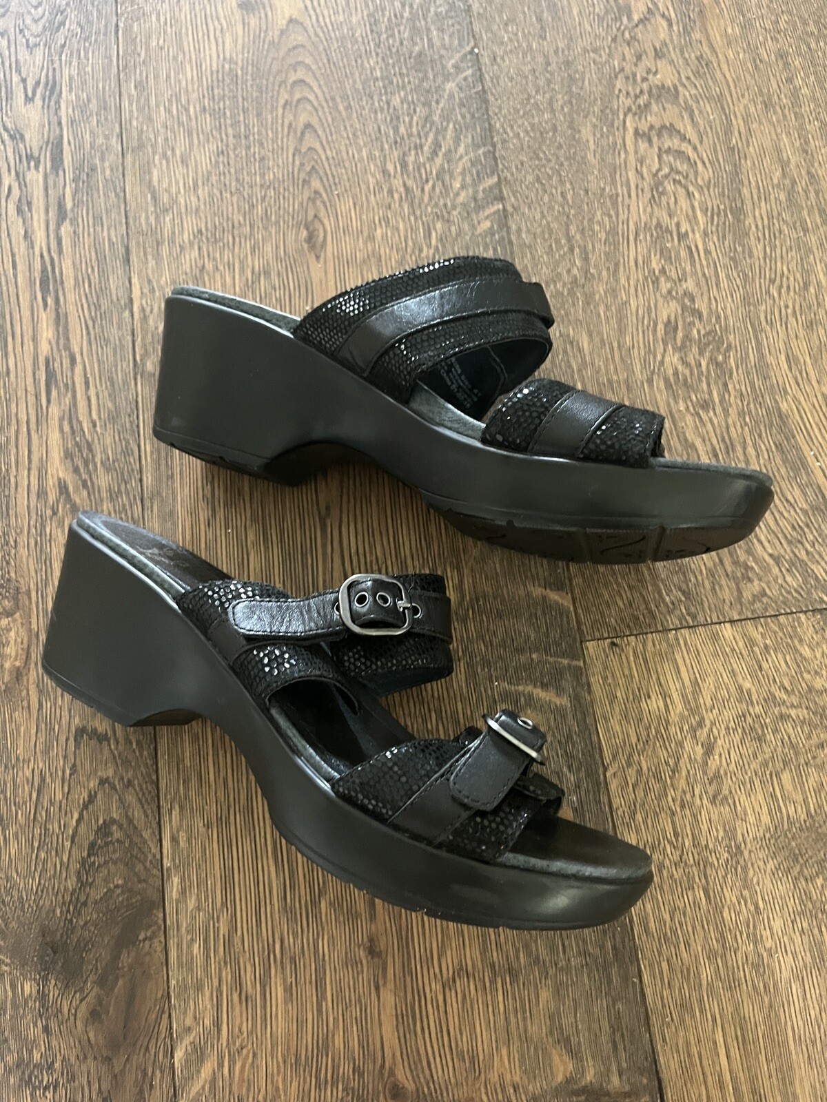 Dansko Jessie Black Leather Slide Sandals Women’s Size 41 US 10..5/11