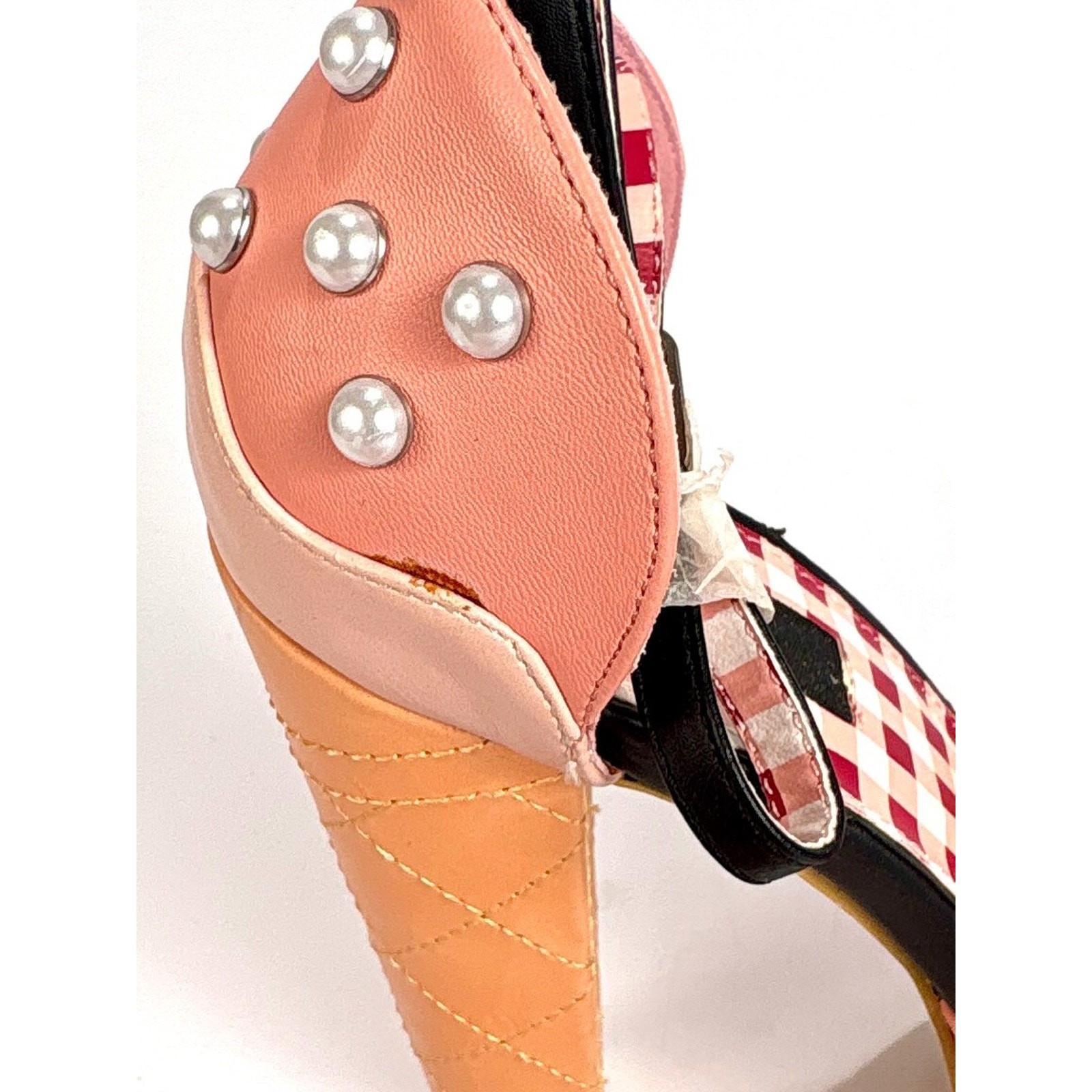 IRON FIST Pink Pearl Studded Platform Heels Womens US 8 ICE CREAM High Heel Shoe