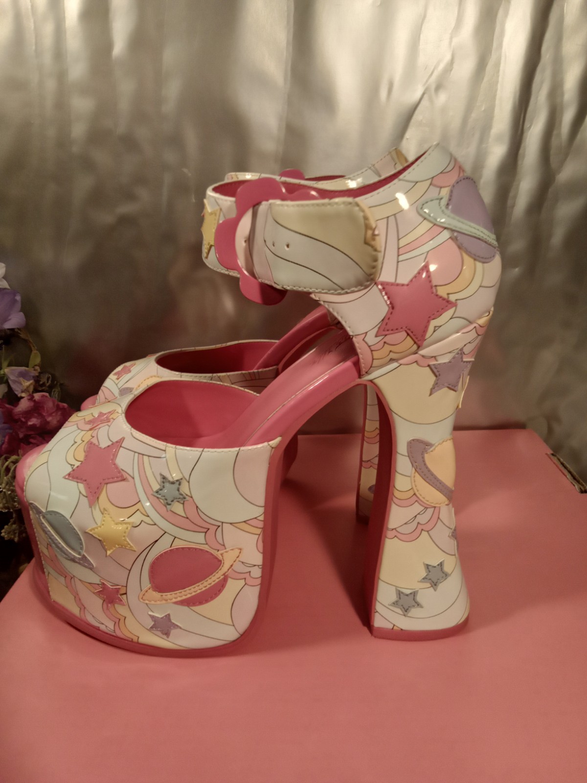Sugar Thrillz GROOVY GALAXY Platform Heels – Size 9M ST21-138