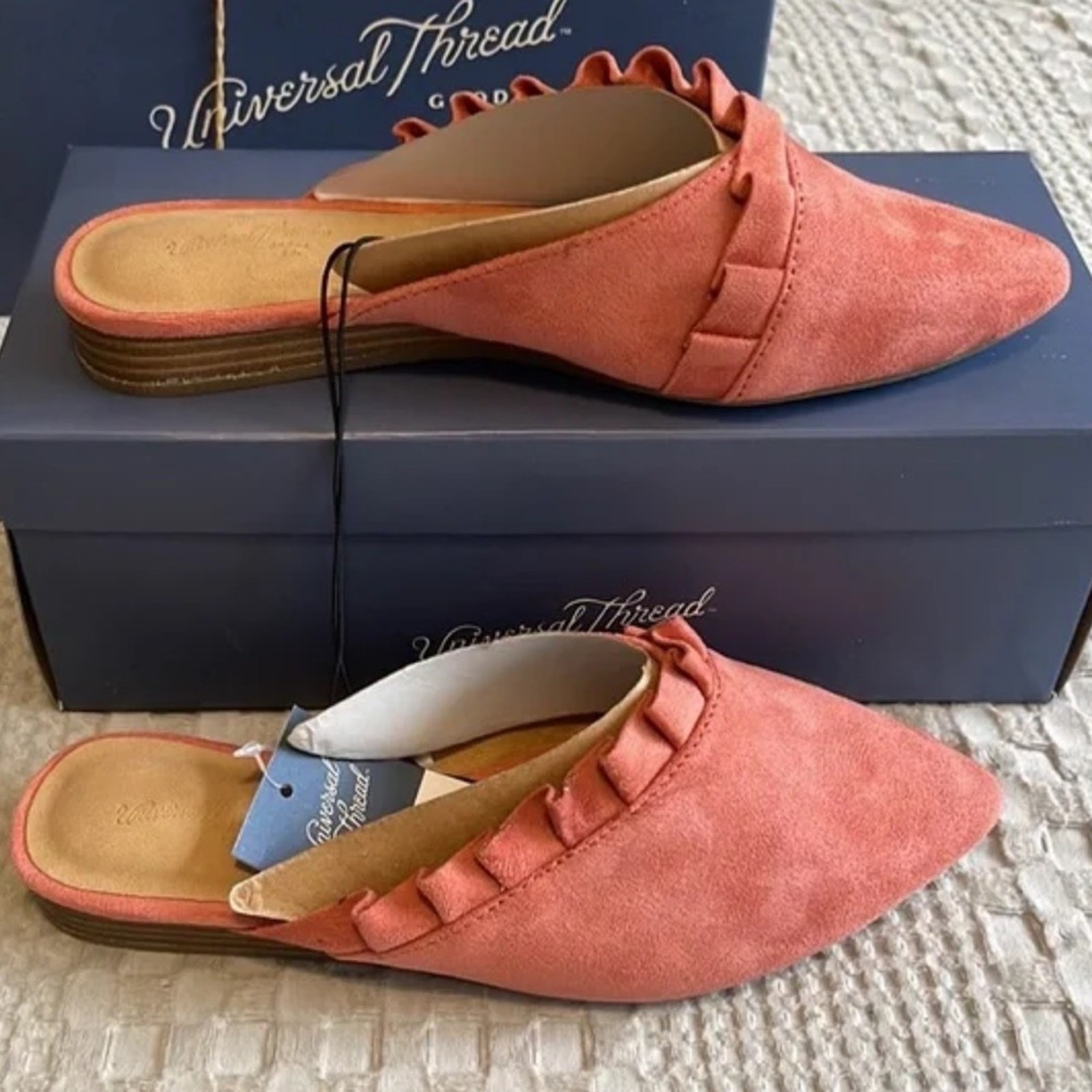 Forest Fairy Suede like Ruffle mules casual flats rust color size 5 NEW slip on