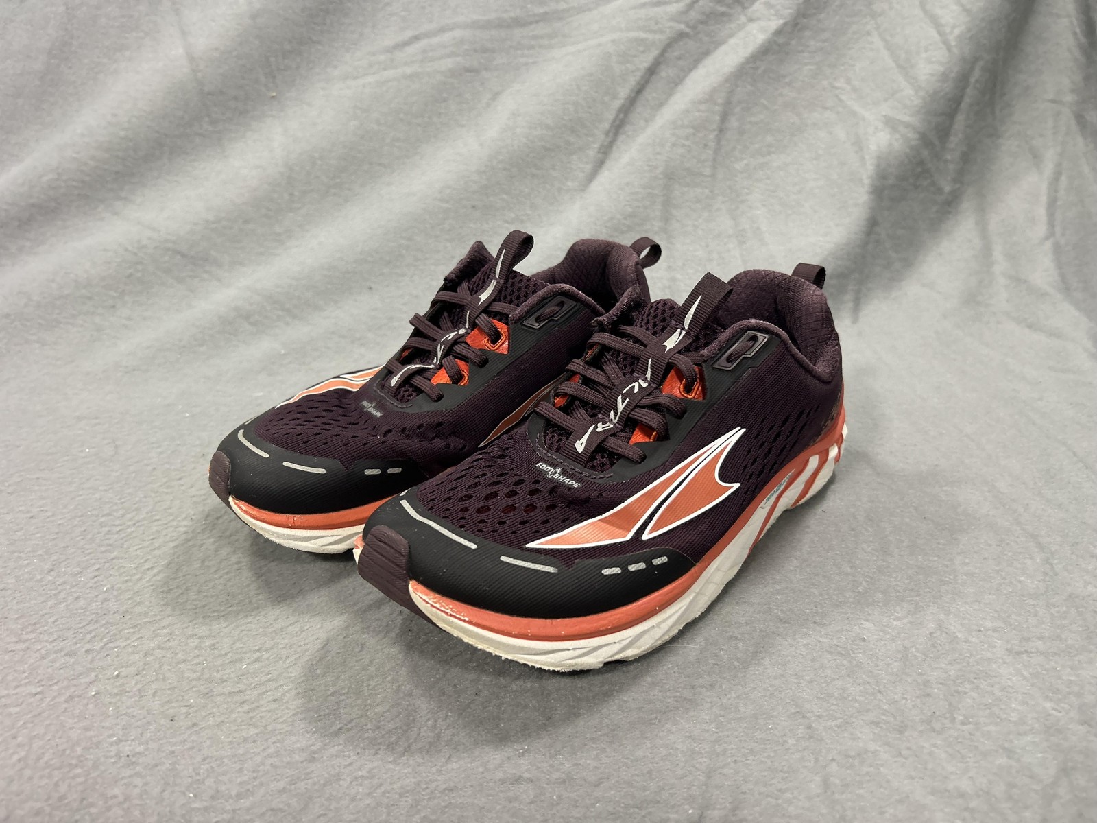 Altra Torin 4 Shoes Womens Size 6.5 Purple Trail Running Cushioned Zero Drop